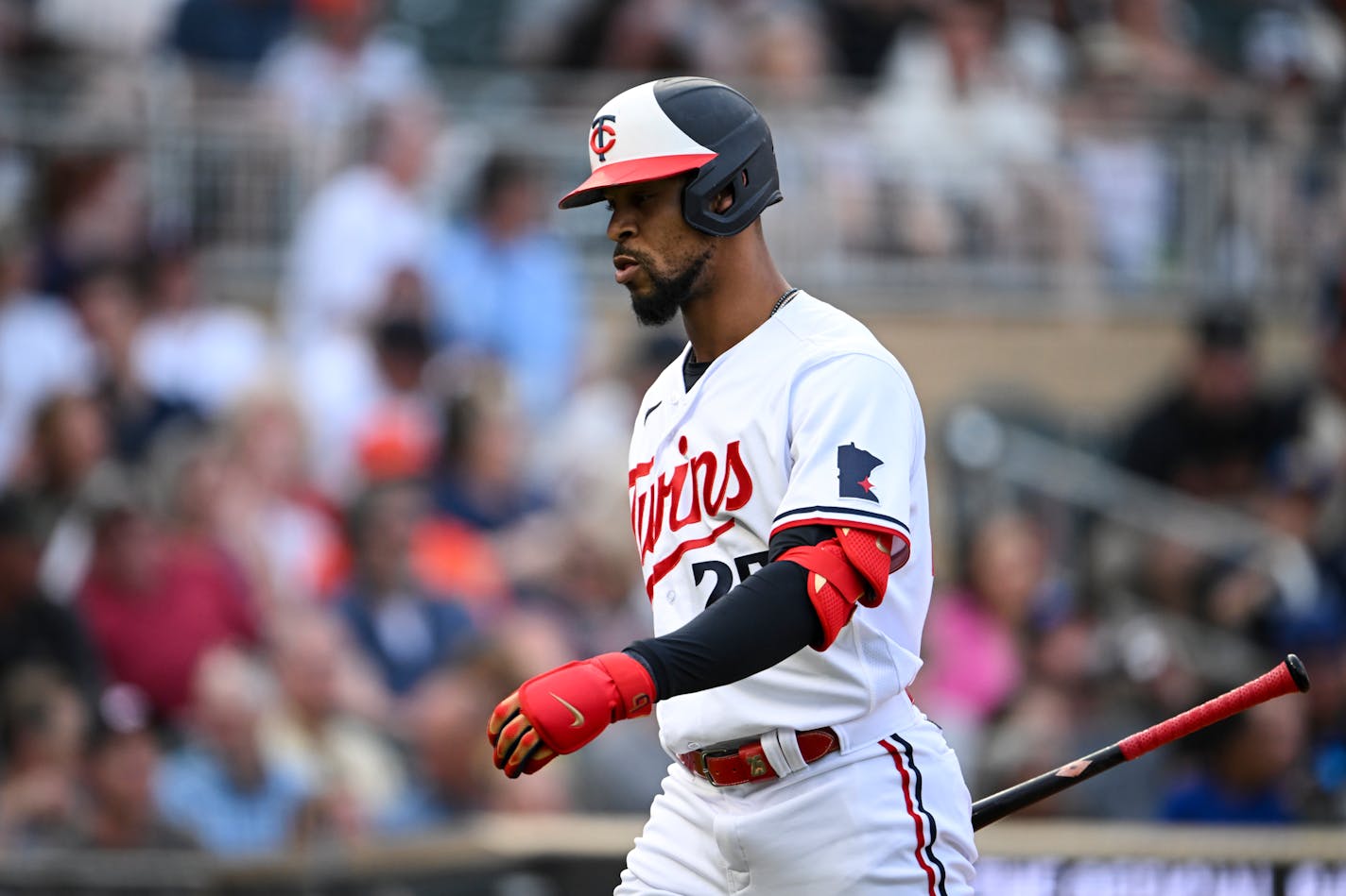 Minnesota Twins designated hitter Byron Buxton (25) walks back to the dugout after being struck out by the San Francisco Giants in the bottom of the first inning Monday, May 22, 2023, at Target Field in Minneapolis, Minn.. ] AARON LAVINSKY • aaron.lavinsky@startribune.com