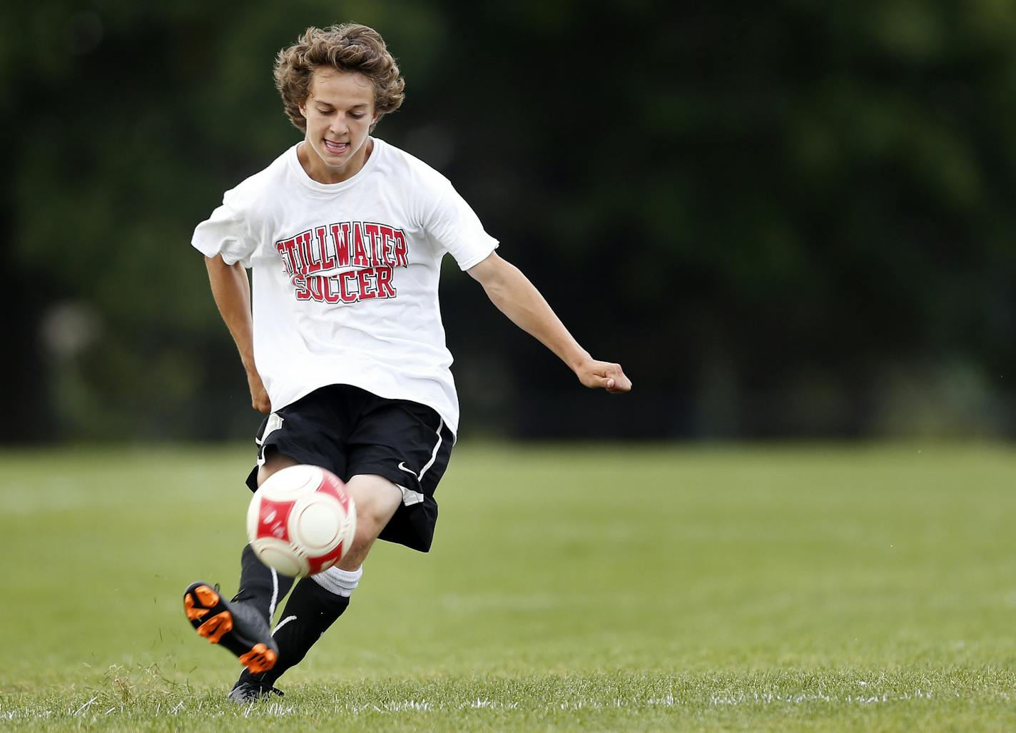 Nathan Purdie during a scrimmage at Stillwater high school. ] CARLOS GONZALEZ cgonzalez@startribune.com August 20, 2013, Stillwater, Minn., Stillwater high school prep soccer -