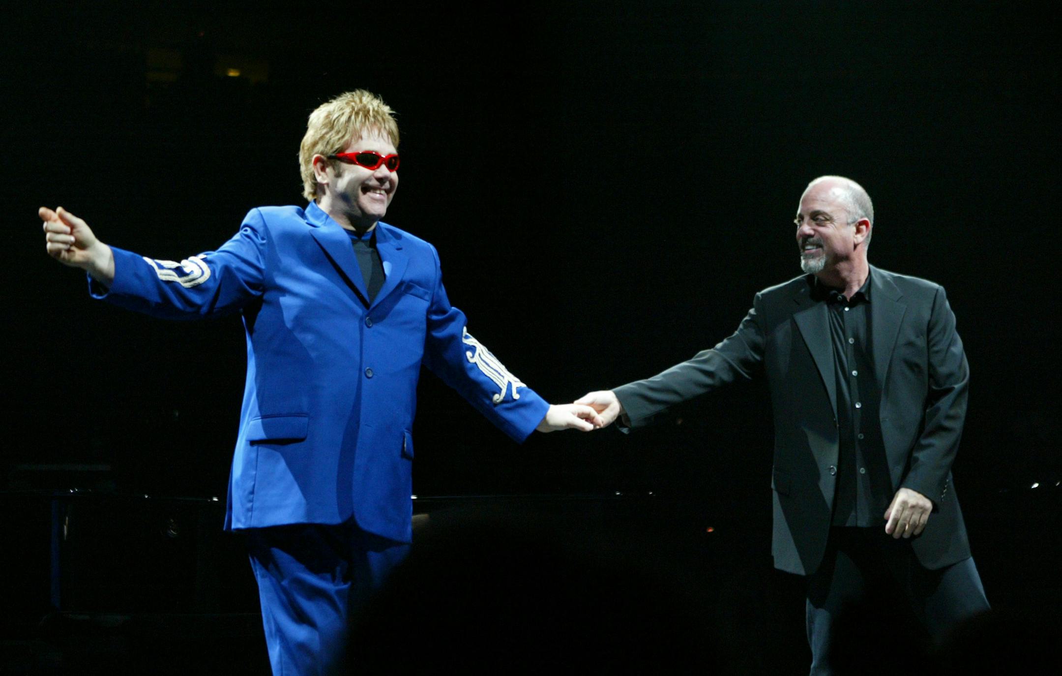 Elton John, left, and Billy Joel at their 2003 appearance in the Twin Cities.