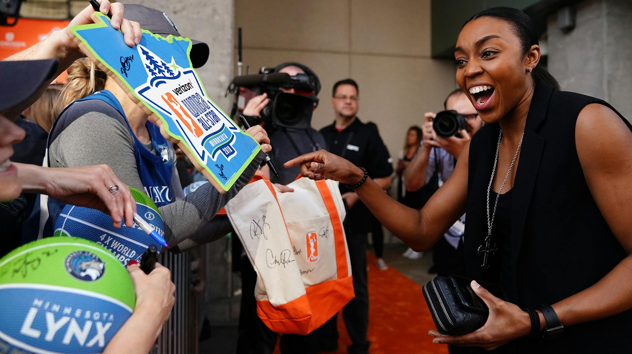 Former Minnesota Lynx and current Atlanta Dream guard Renee Montgomery as she arrived on the orange carpet. ] ANTHONY SOUFFLE ï anthony.souffle@startribune.com Players arrived on the orange carpet for a private formal reception ahead of the WNBA All Star Game Friday, July 27, 2018 at the Target Center in Minneapolis