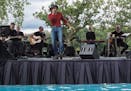Country music star Tim McGraw was the main act of a fund-raiser Sunday at Lake Minnetonka.