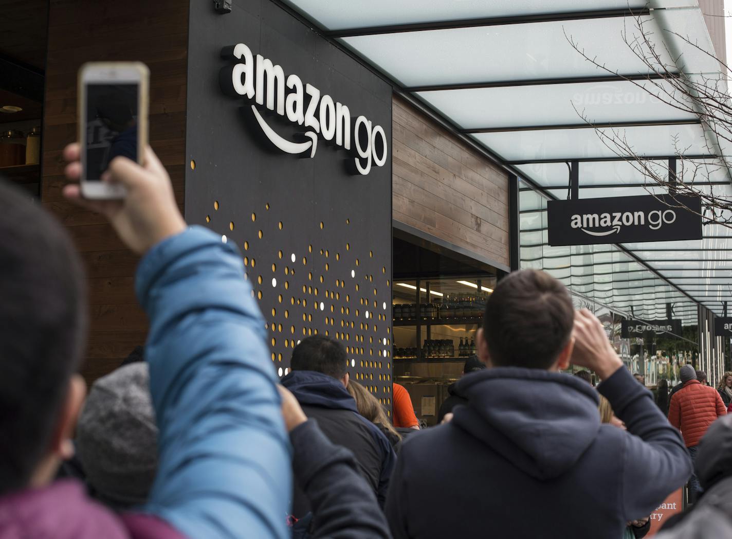 FILE -- The Amazon Go grocery beta launch in Seattle, Dec. 5, 2016. The company is putting its stamp on the city by using it for its expanding array of unconventional experiments in bricks-and-mortar sales. (David Ryder/The New York Times)