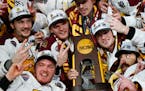 Minnesota-Duluth players celebrated a 3-0 victory over Massachusetts in the NCAA Frozen Four men's college hockey championship game Saturday in Buffal