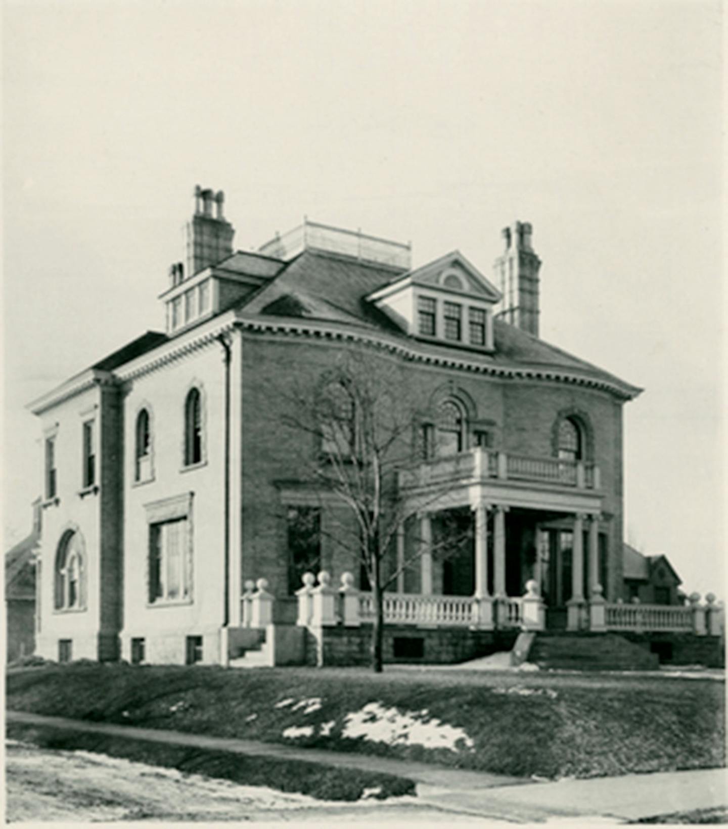 Residence of William H. Hinckle.