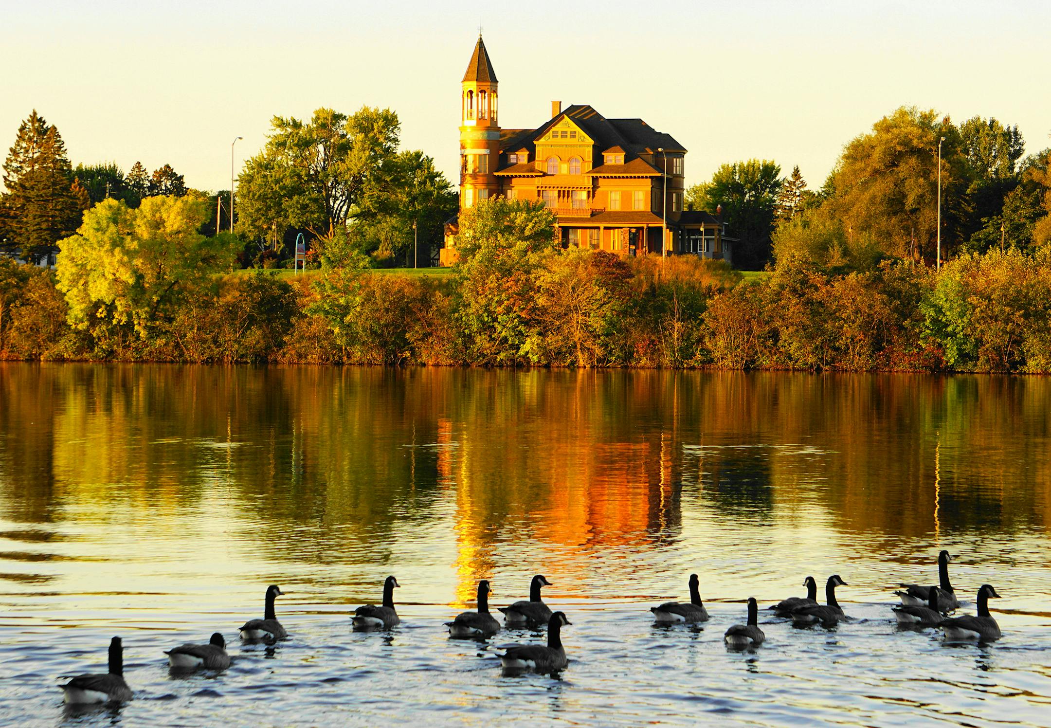 Jan Jenson, Gordon, Wis.
A sunrise reflections of Fairlawn Mansion in Superior, Wis.