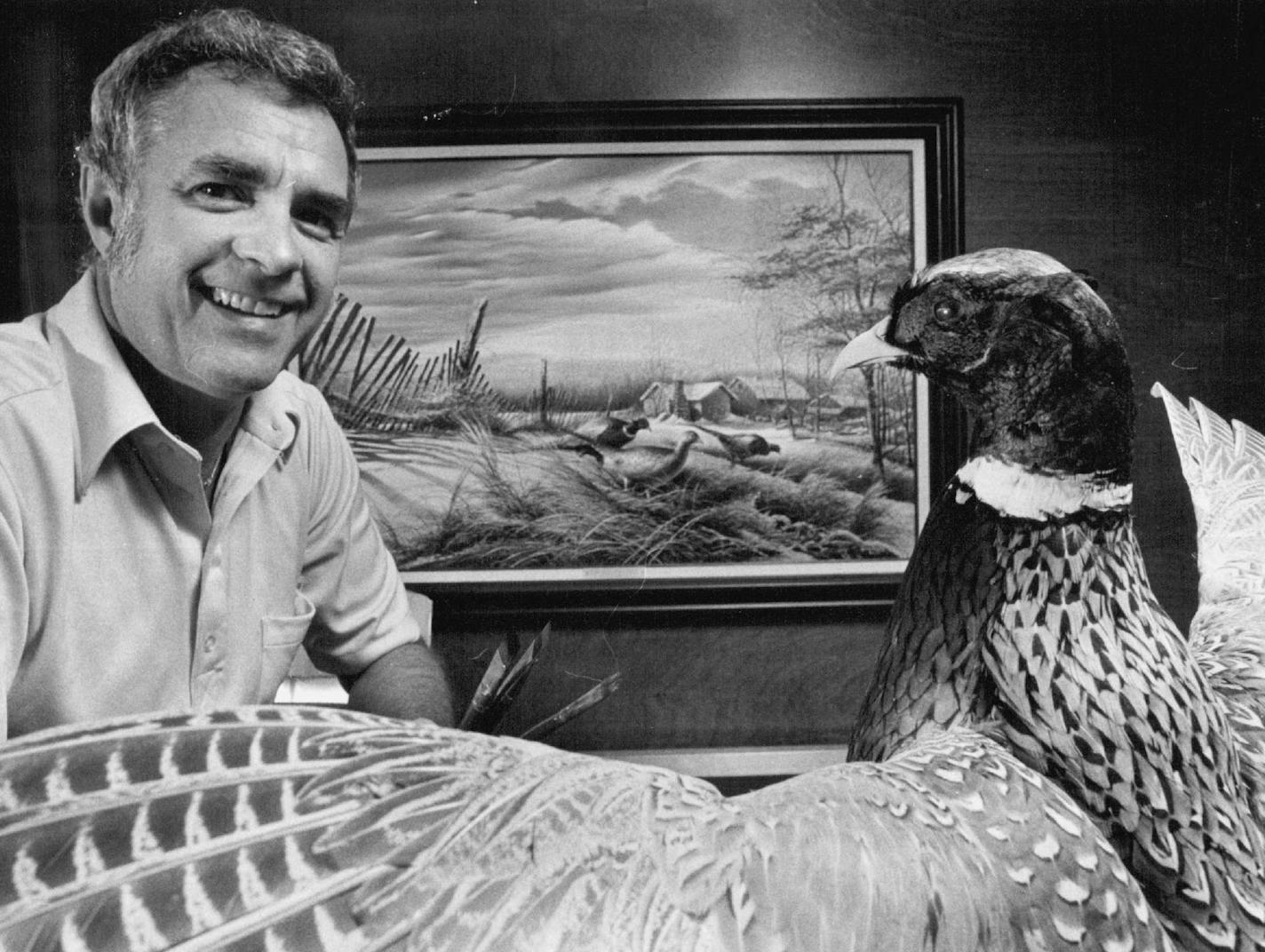 September 02, 1982 Mound - Terry Redlin relishes telling stories to the hard knocks in the school of wildlife art. Art age 38, he gave up riding in the company carpool just so he could get up early and crawl around on his belly in a scratchy cornfield some where between Hastings, where he lived, and St. Paul where he had just been promoted to art director at Webb - Publishing Co. September 09, 1982 Mitch Kezar