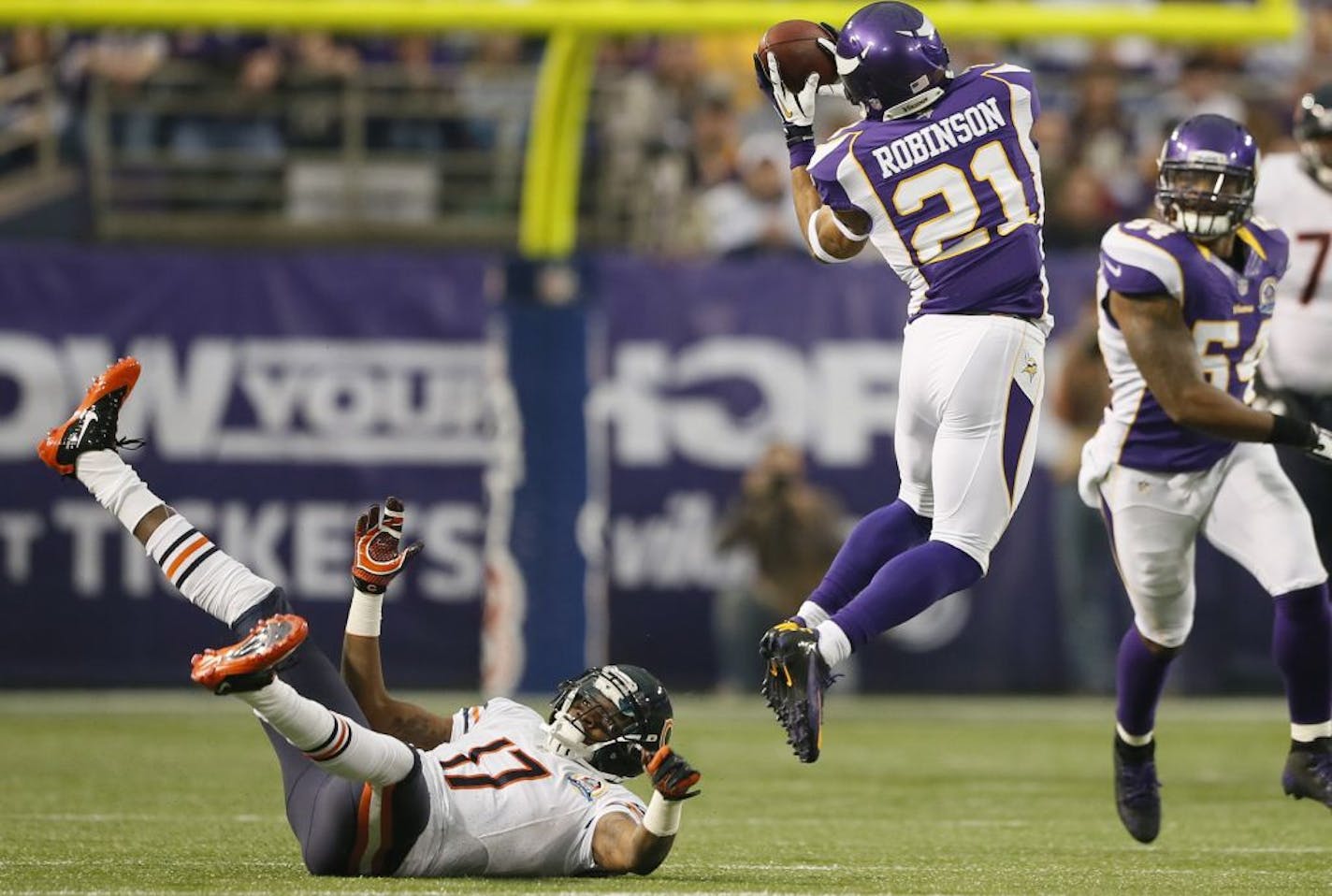 Minnesota Vikings cornerback Josh Robinson intercepted a pass intended for Bears wide receiver Alshon Jeffery last December.