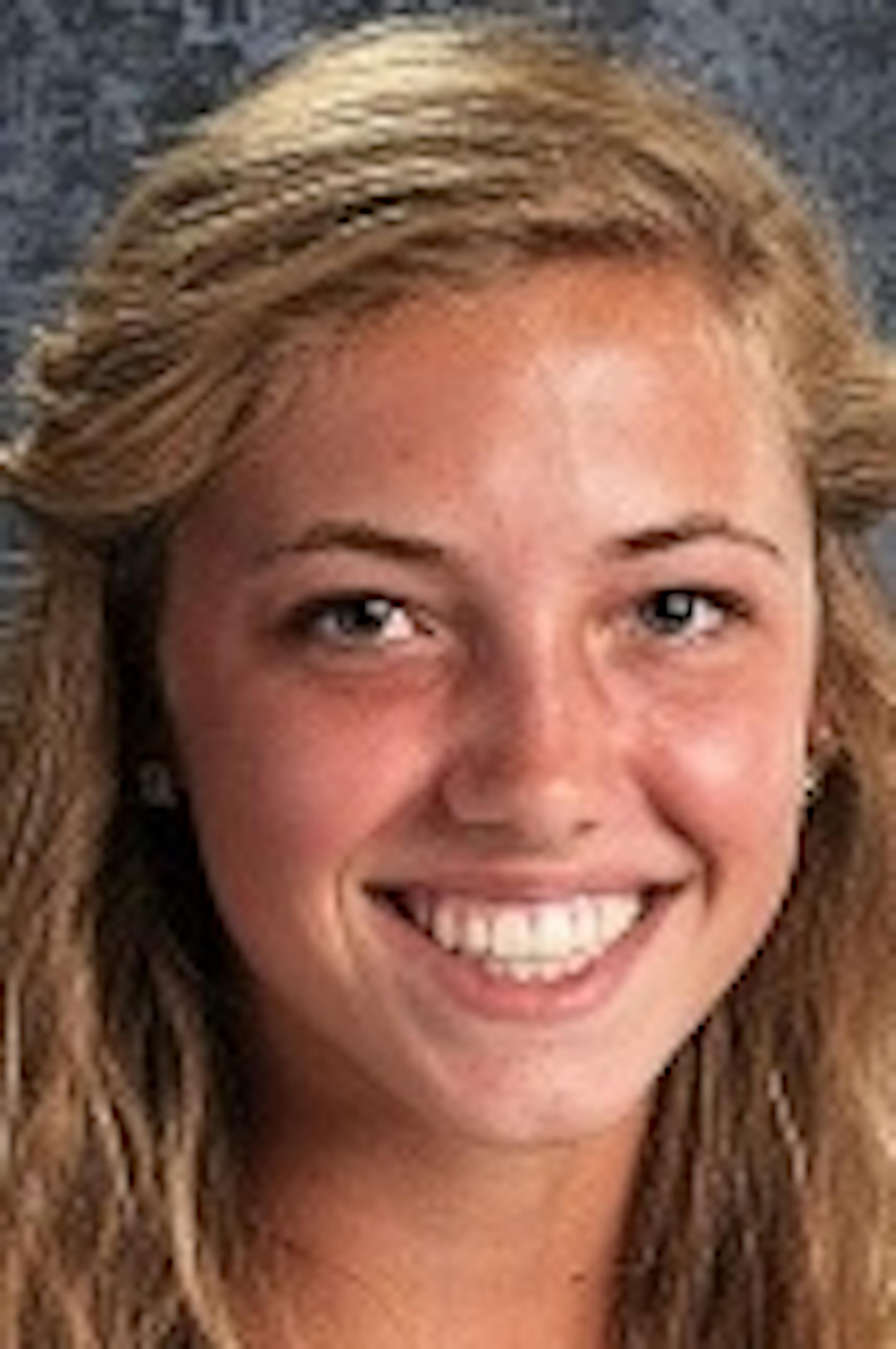 Elin Ellefson, Chanhassen softball