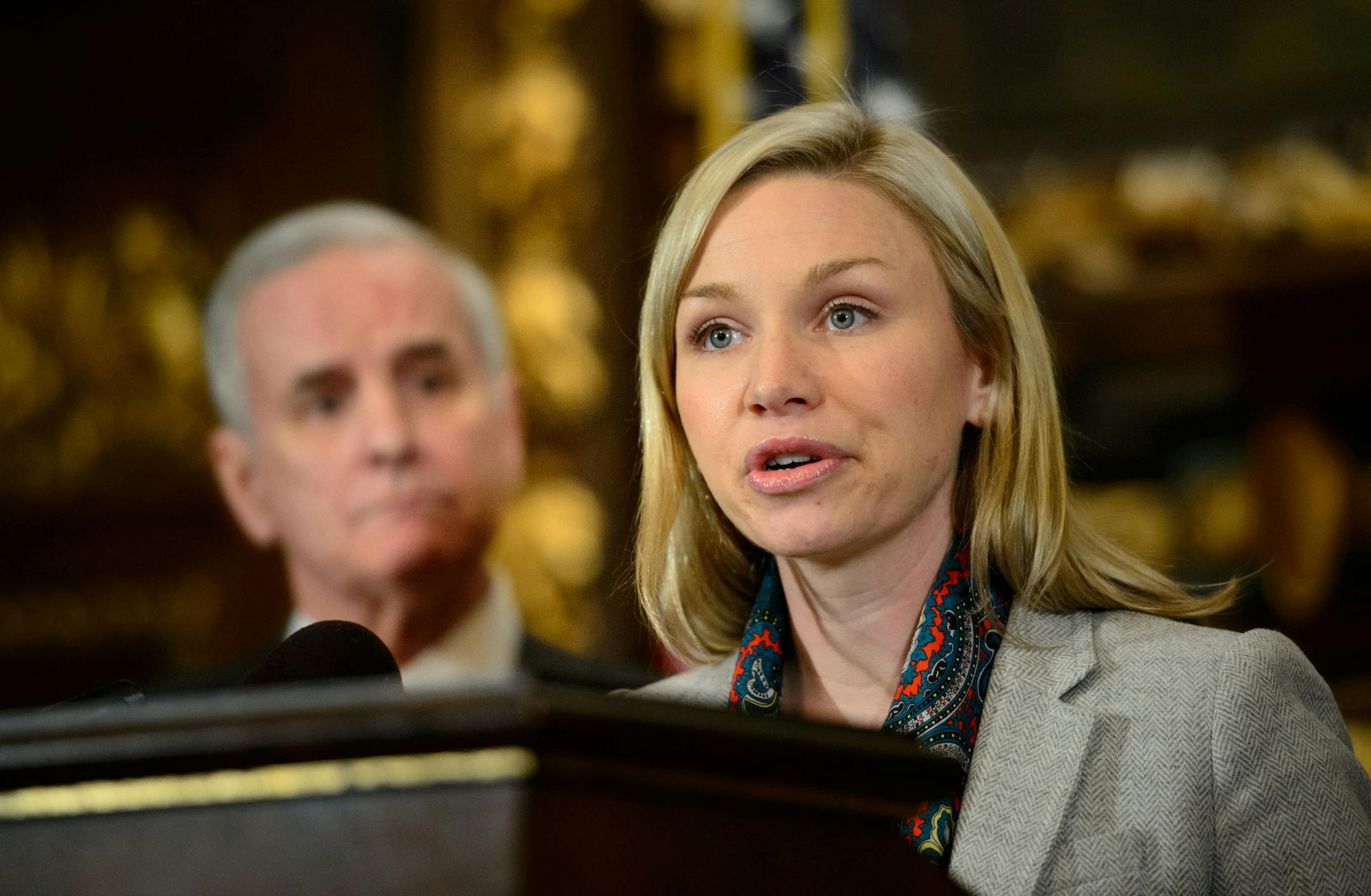 Governor Mark Dayton and Commissioner Katie Clark Sieben announced the Minnesota Job Creation Fund which will provide assistance for companies that hire new workers. The $24 million Minnesota Job Creation Fund, proposed by Governor Dayton and passed by the Minnesota Legislature in 2013, will replace the state‚Äôs JOBZ program, which is set to expire in 2015. The new fund will provide up to $1 million to businesses after they meet certain criteria, including minimum requirements