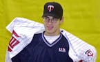 Joe Mauer remains most recent 'sure thing' to make it big with Twins