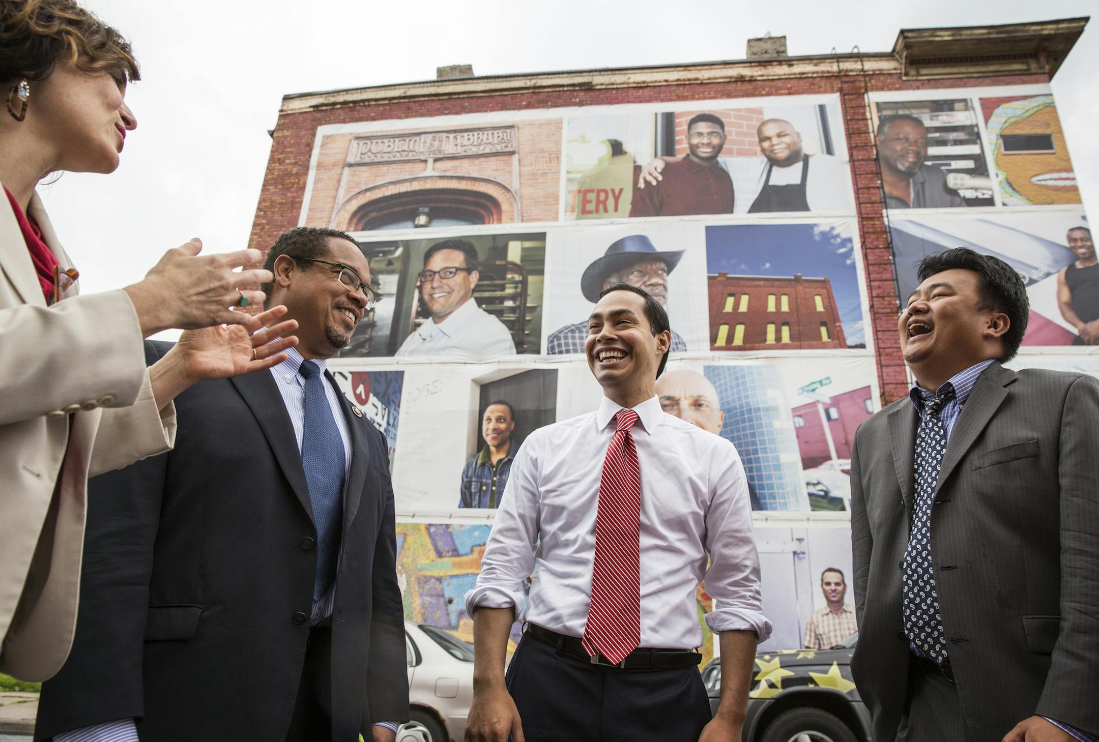 Minneapolis Mayor Betsy Hodges, from left, U.S. Rep. Keith Ellison, U.S. Department of Housing and Urban Development (HUD) Secretary Juli·n Castro and Minneapolis city councilman Blong Yang tour the Minneapolis Promise Zone in north Minneapolis on Thursday, August 6, 2015. ] LEILA NAVIDI leila.navidi@startribune.com / BACKGROUND INFORMATION: In April, HUD announced the expansion of the Promise Zones Initiative to eight additional cities from across the country, including Minneapolis, MN.
