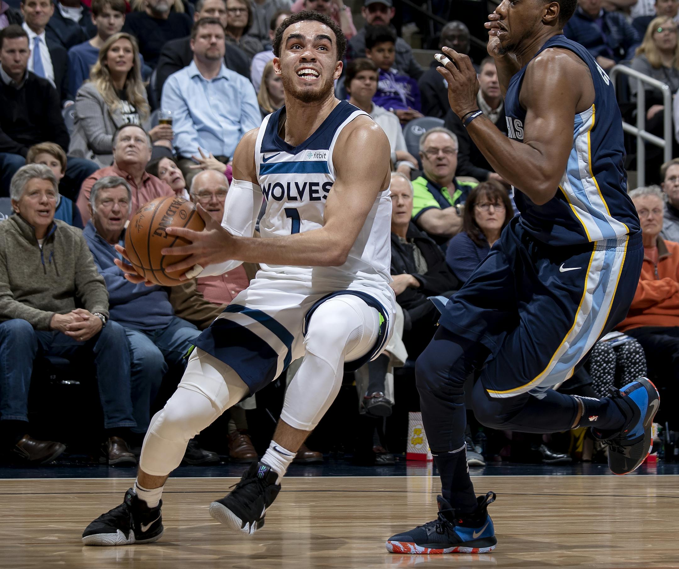 Minnesota Timberwolves Tyus Jones (1). ] CARLOS GONZALEZ &#x2022; cgonzalez@startribune.com &#x2013; April 9, 2018, Minneapolis, MN, Target Center, NBA, Basketball, Minnesota Timberwolves vs. Memphis Grizzlies