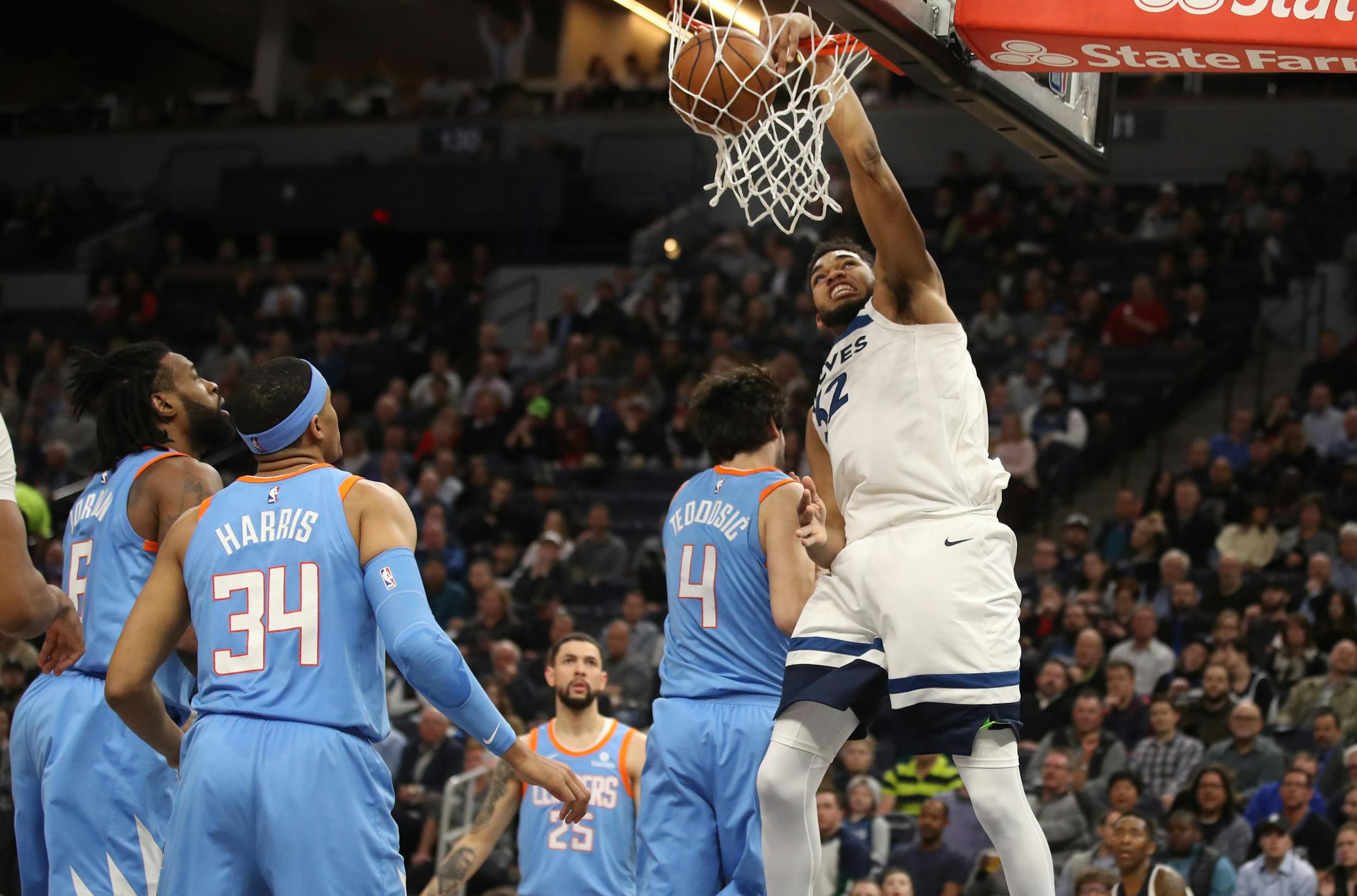 Timberwolves center Karl-Anthony Towns dunked in the first half Tuesday against the Clippers.