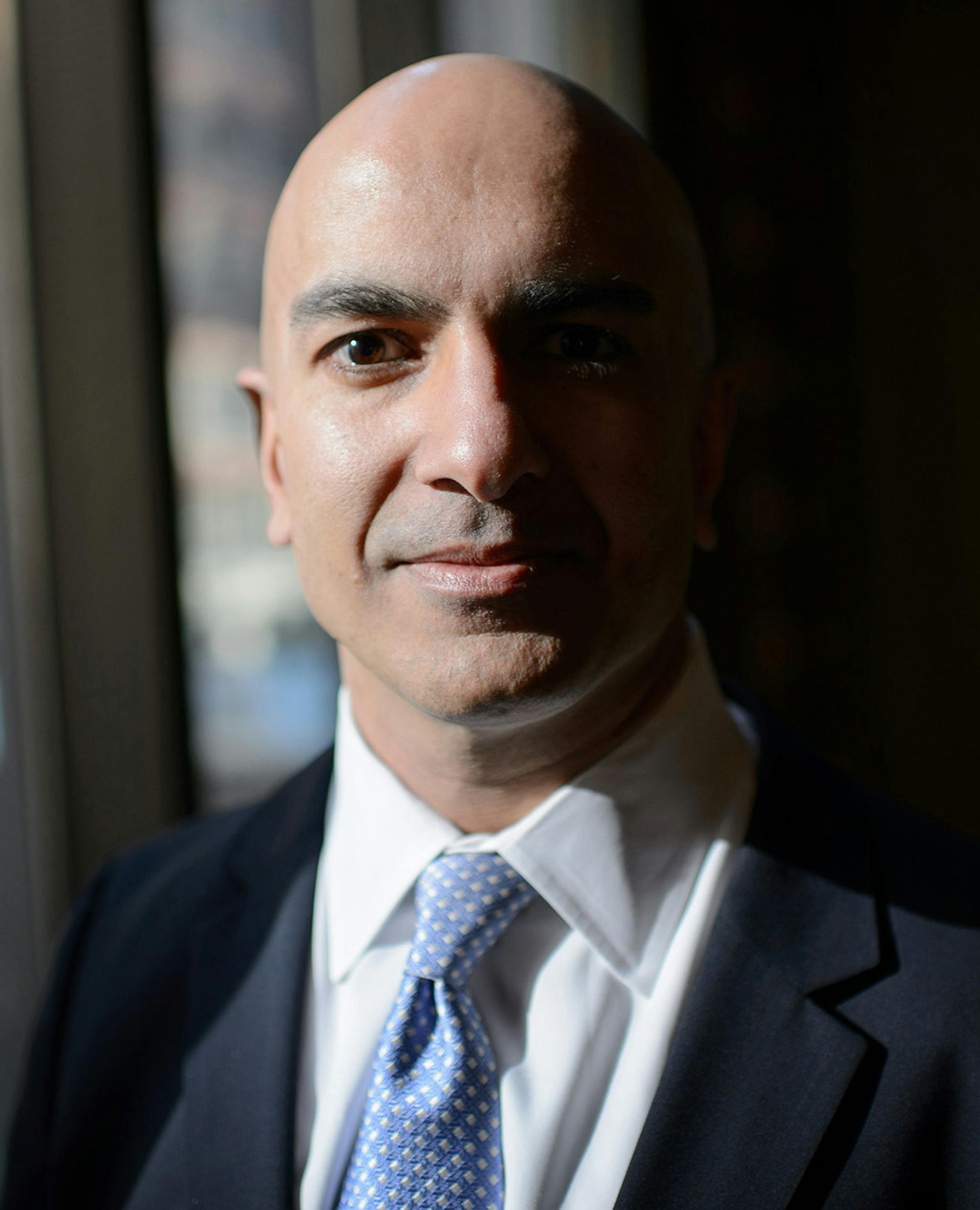 Neel Kashkari has been appointed 13th president and chief executive officer of the Federal Reserve Bank of Minneapolis, effective January 1, 2016 ] GLEN STUBBE * gstubbe@startribune.com Monday, November 9, 2015 ***EMBARGOED UNTIL 10:30 A.M. CST NOVEMBER 10, 2015**** Neel Kashkari has been appointed 13th president and chief executive officer effective January 1, 2016 Neel Kashkari is cq ORG XMIT: MIN1511091645381679