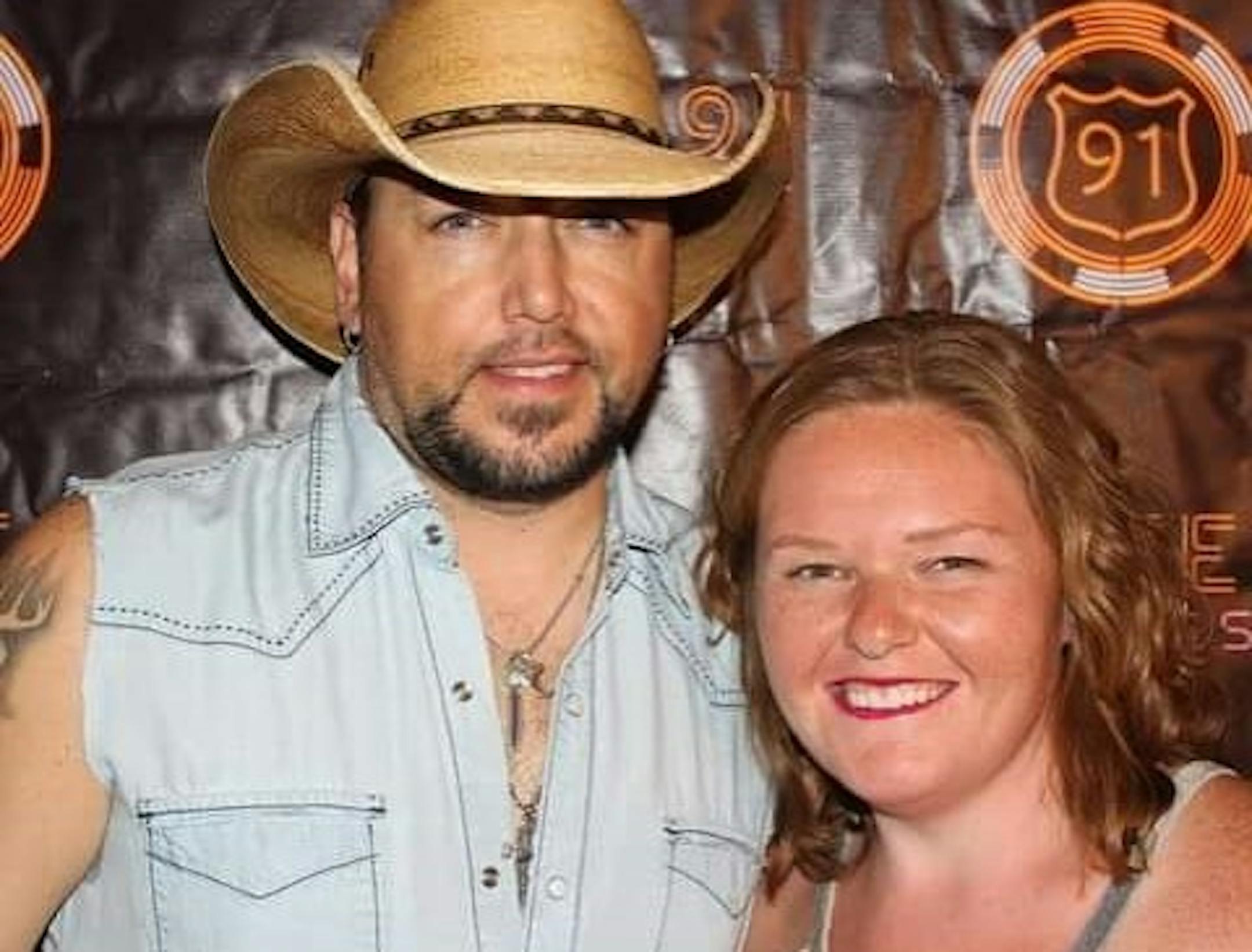 Jason Aldean and Twin Cities-based BUZ'N 102.9 staffer Katie Toupal backstage at the Route 91 Festival in Las Vegas. / Instagram: RadioKatie1