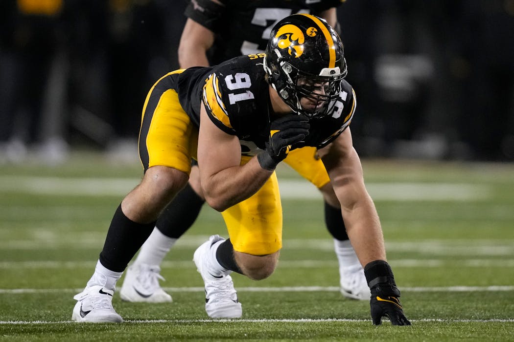 Could Green Bay spend the first-round pick it got in the Aaron Rodgers trade on Iowa defensive lineman Lukas Van Ness?
