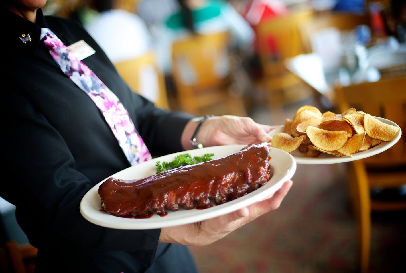 Gargantuan rib platters are a specialty at the Montgomery Inn Boathouse. (Montgomery Inn)