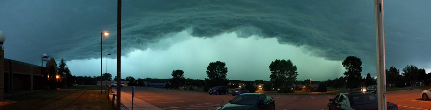 The National Weather Service in Chanhassen released this photo.