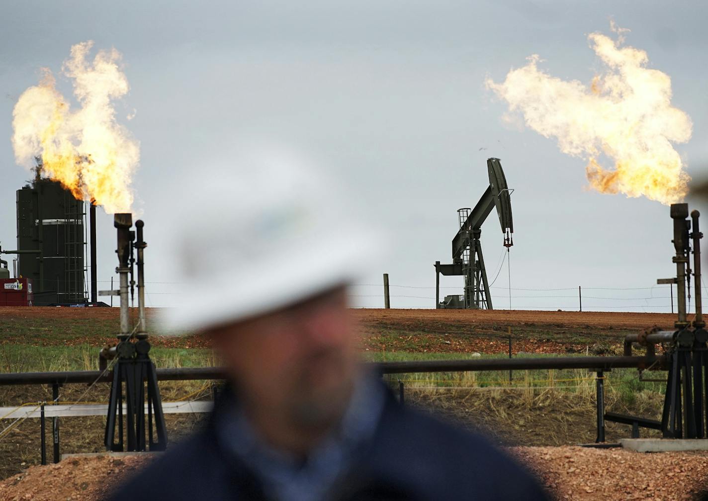 The amount of flaring, which is burning off of natural gas there is not storage for, increased in November in North Dakota. (RICHARD TSONG-TAATARII/Star Tribune file photo)