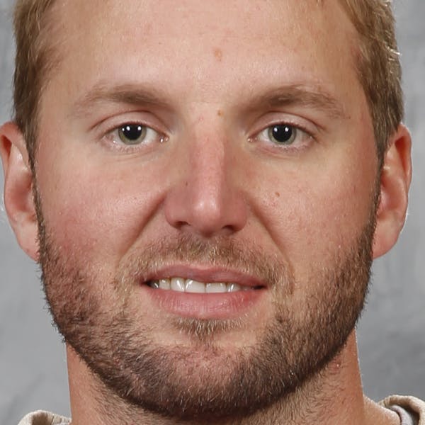 ST. PAUL, MN - SEPTEMBER 18: Thomas Vanek #26 of the Minnesota Wild poses for his official headshot for the 2014-2015 season on September 18, 2014 at 