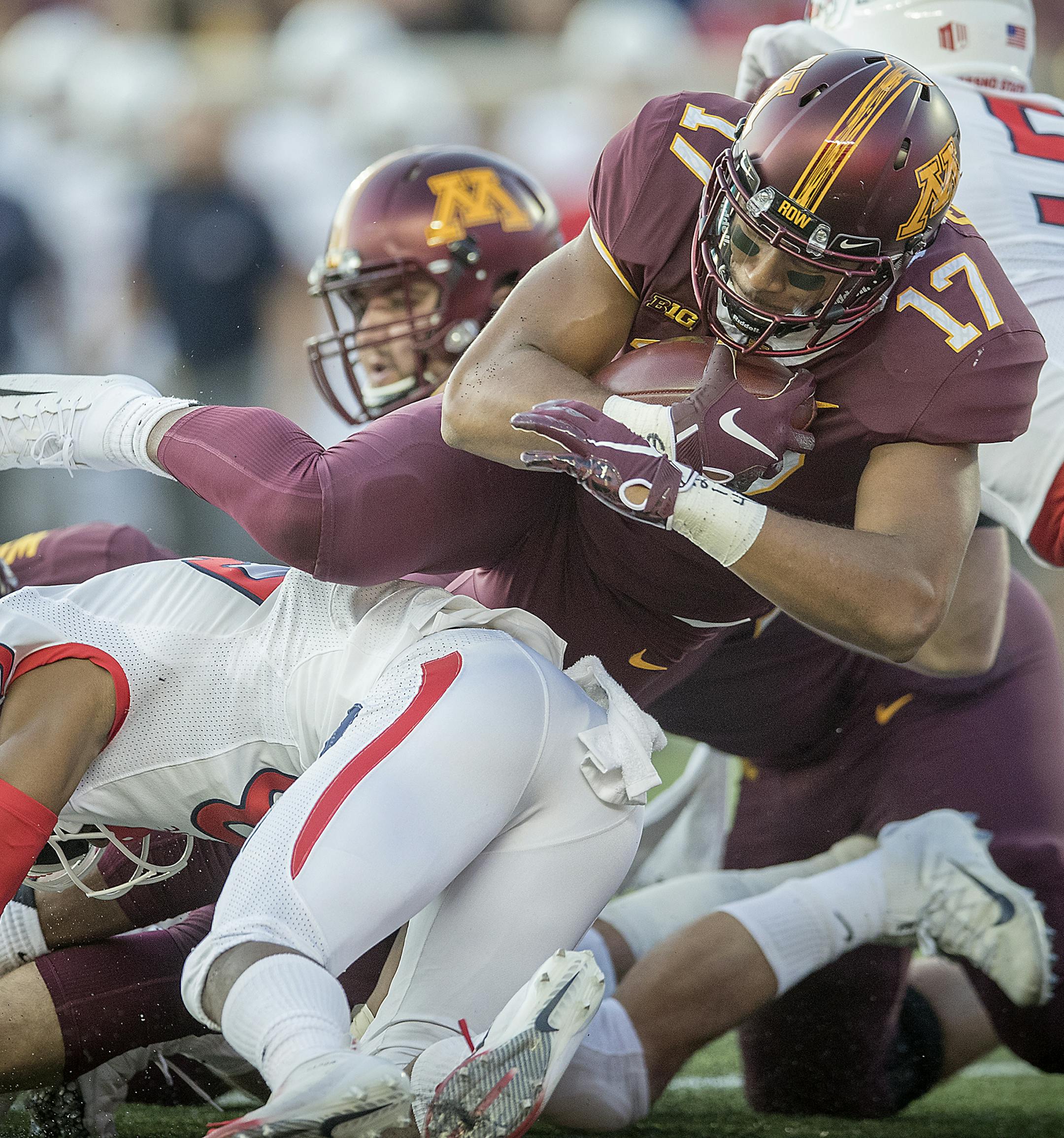 Minnesota's wide receiver Seth Green forced his way into the end zone for first quarter touchdown as Minnesota took on Fresno State at TCF Bank Stadium, Saturday, September 8, 2018 in Minneapolis, MN. ] ELIZABETH FLORES ï liz.flores@startribune.com