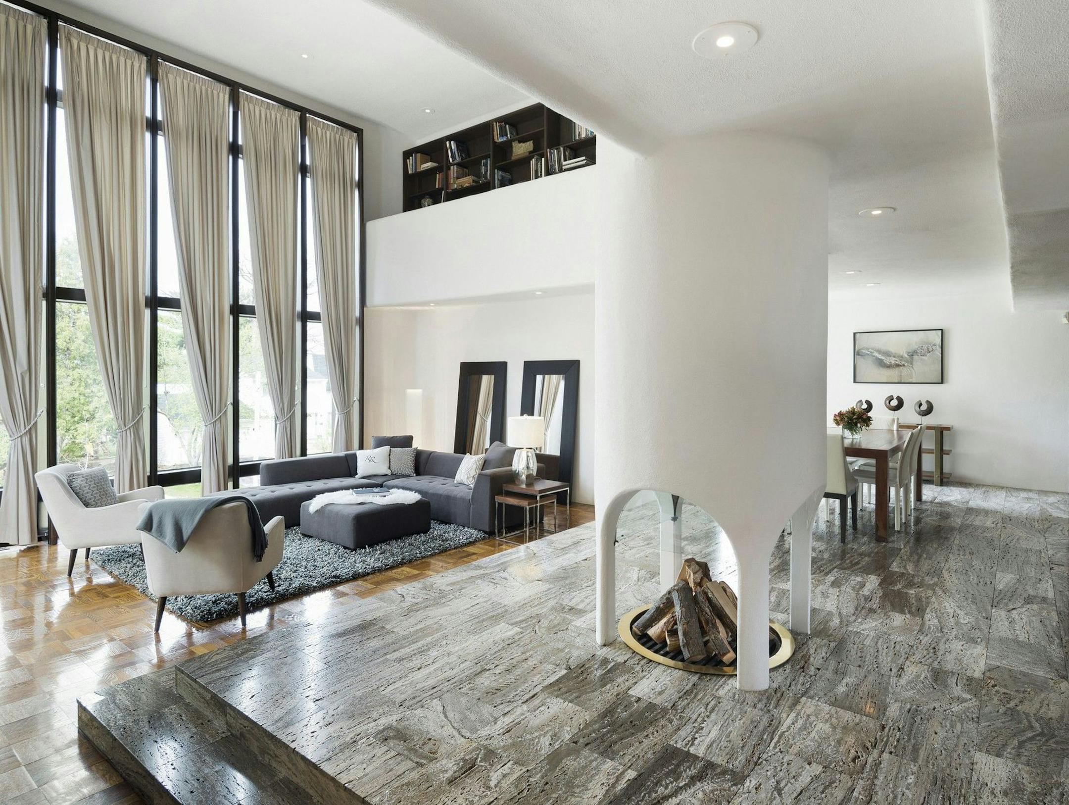 Spacecrafting
Living room, Gingold house