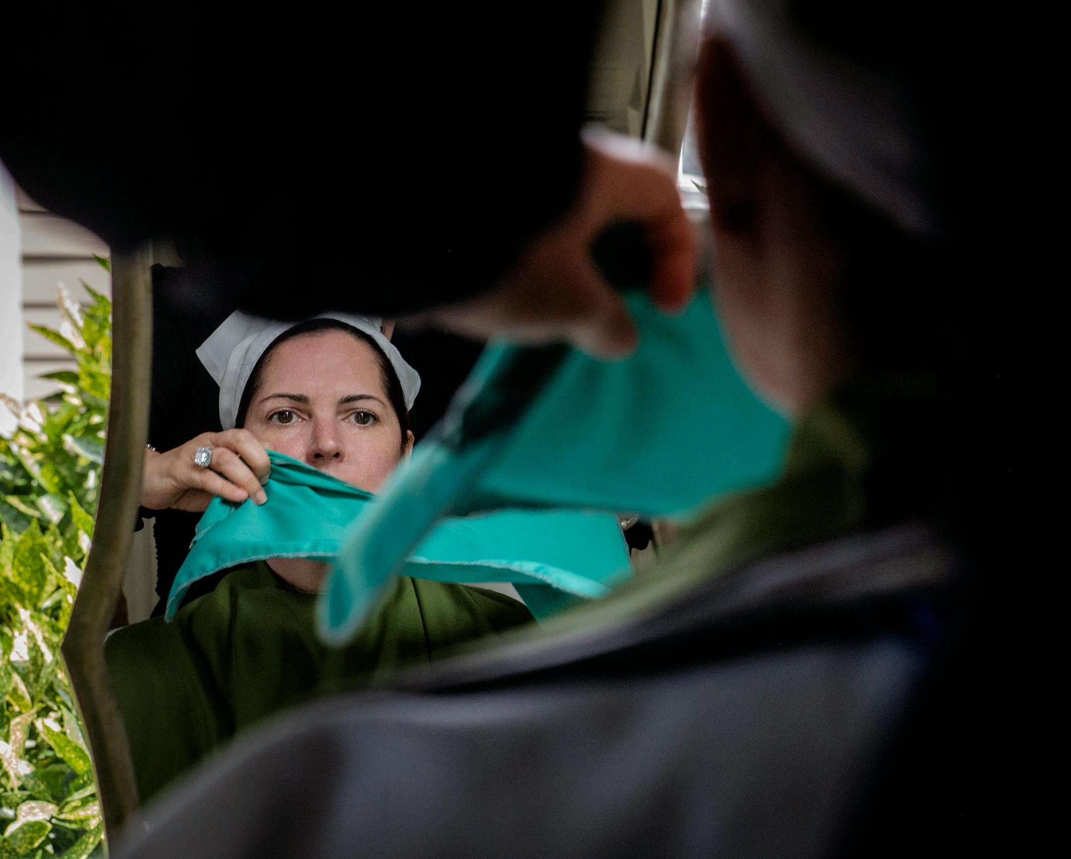 Juli Stott during her session with consultant Melany Carlos. MUST CREDIT: Washington Post photo by Bill O'Leary