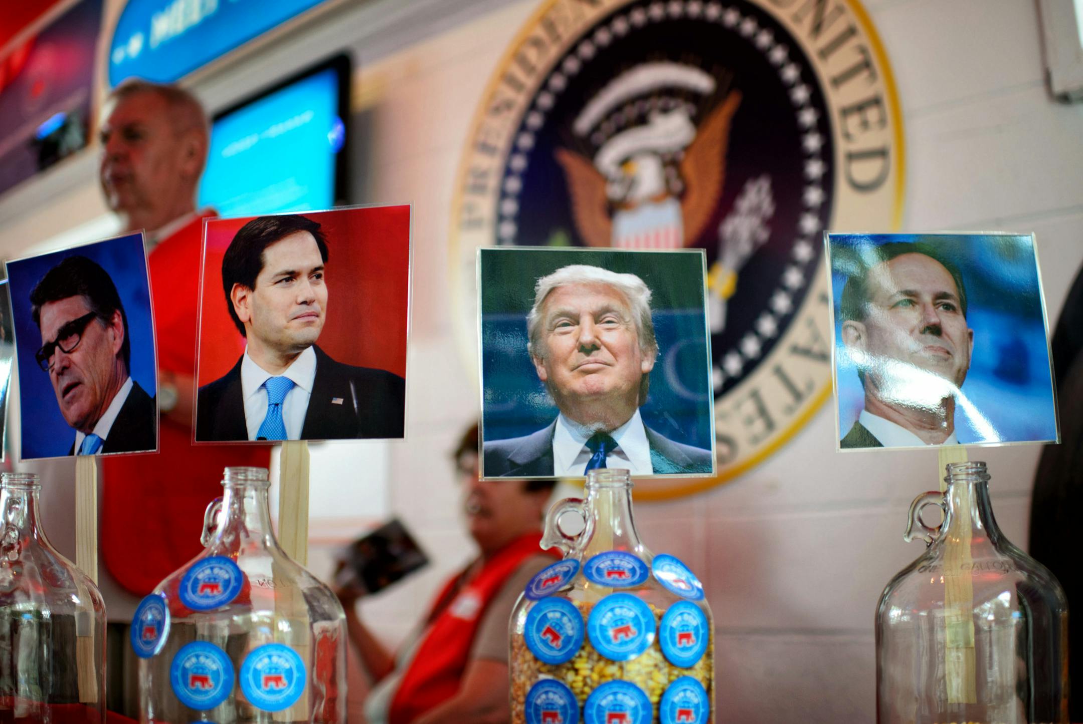 Volunteers Bob and Pat Svacina staffed the informal and non-binding &#x201c;corn poll&#x201d; Republican presidential popularity contest.