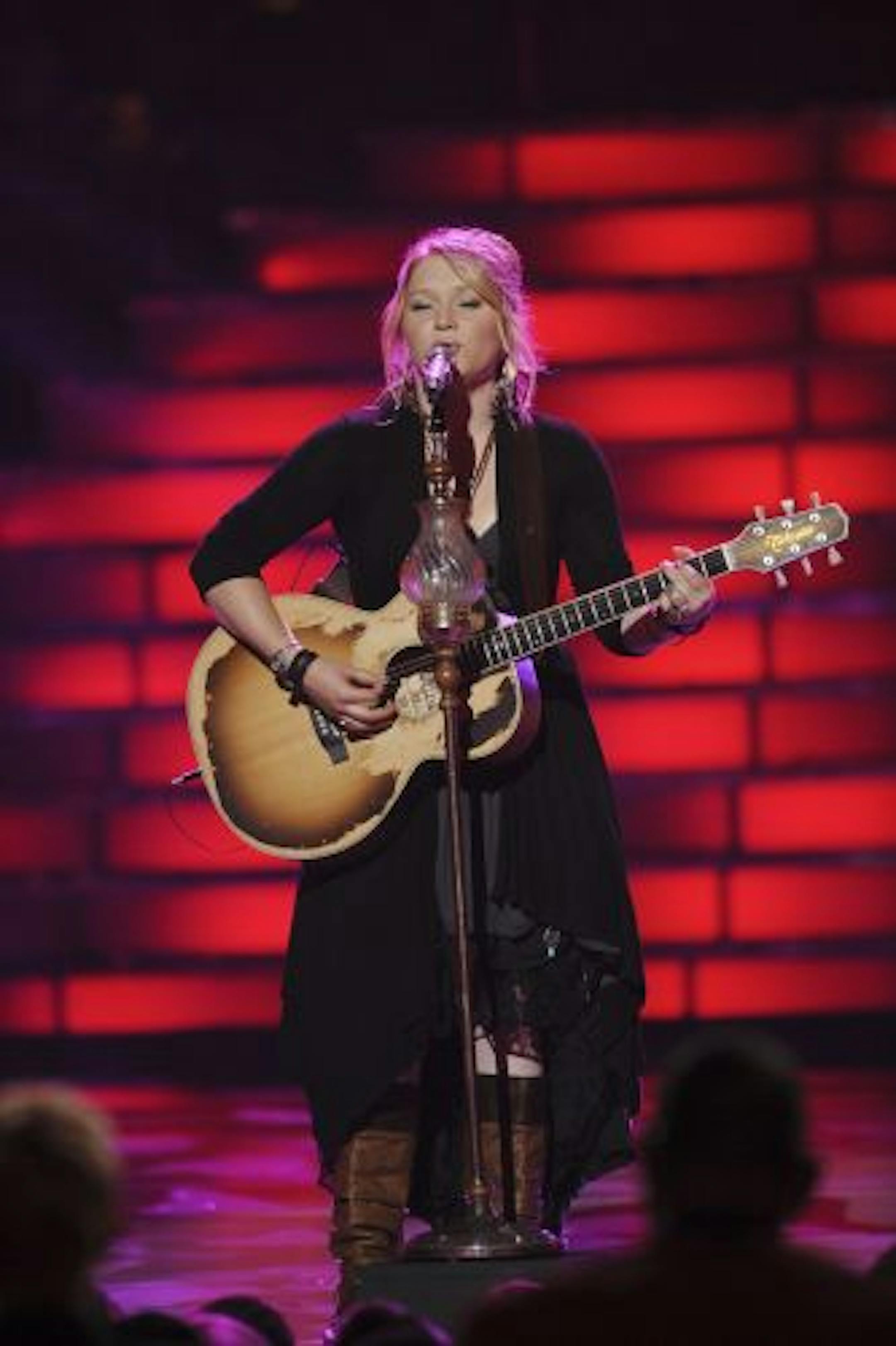 "American Idol" contestant contestant Crystal Bowersox