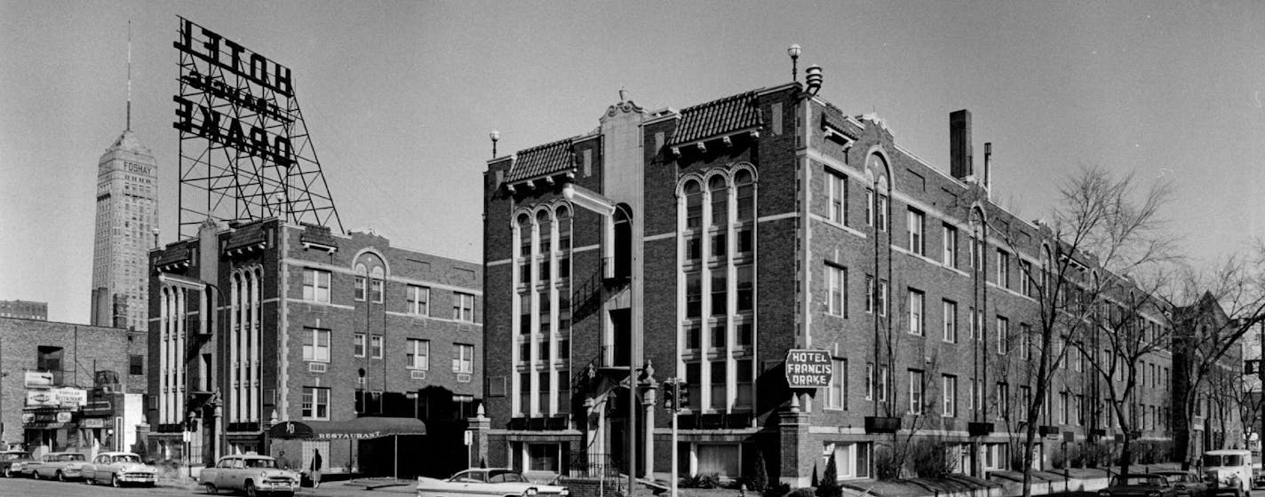 March 1960 Hotel Francis Drake. Tenth street south between fourth ave. south and fifth ave, south. Dwight Miller, Minneapolis Star Tribune