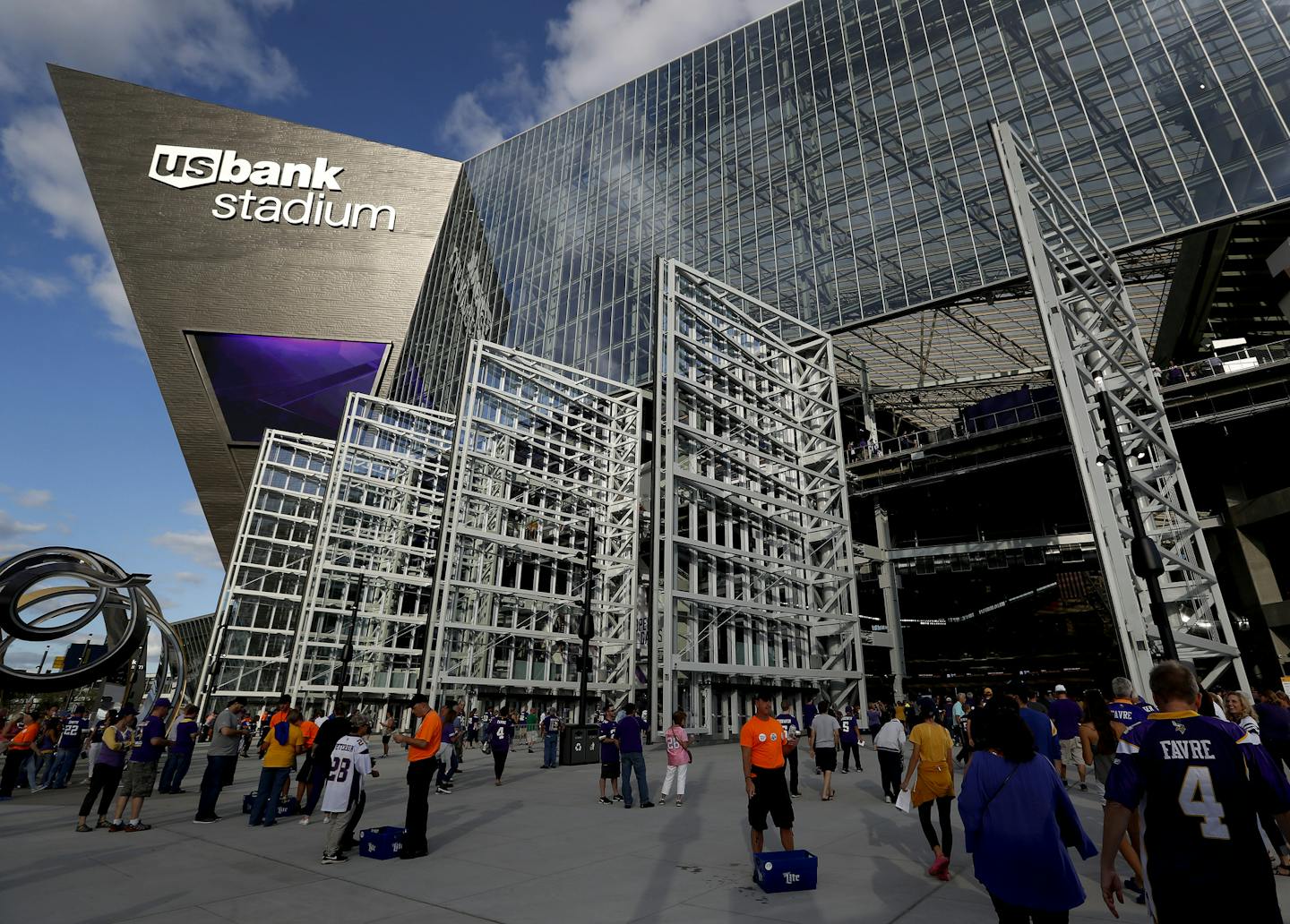 Fans entered through the large opened gates at US Bank Stadium before Thursday night's game. ] CARLOS GONZALEZ cgonzalez@startribune.com - September 1, 2016, Minneapolis, MN, US Bank Stadium, NFL, Minnesota Vikings vs. Los Angeles Rams ORG XMIT: MIN1609011841200171