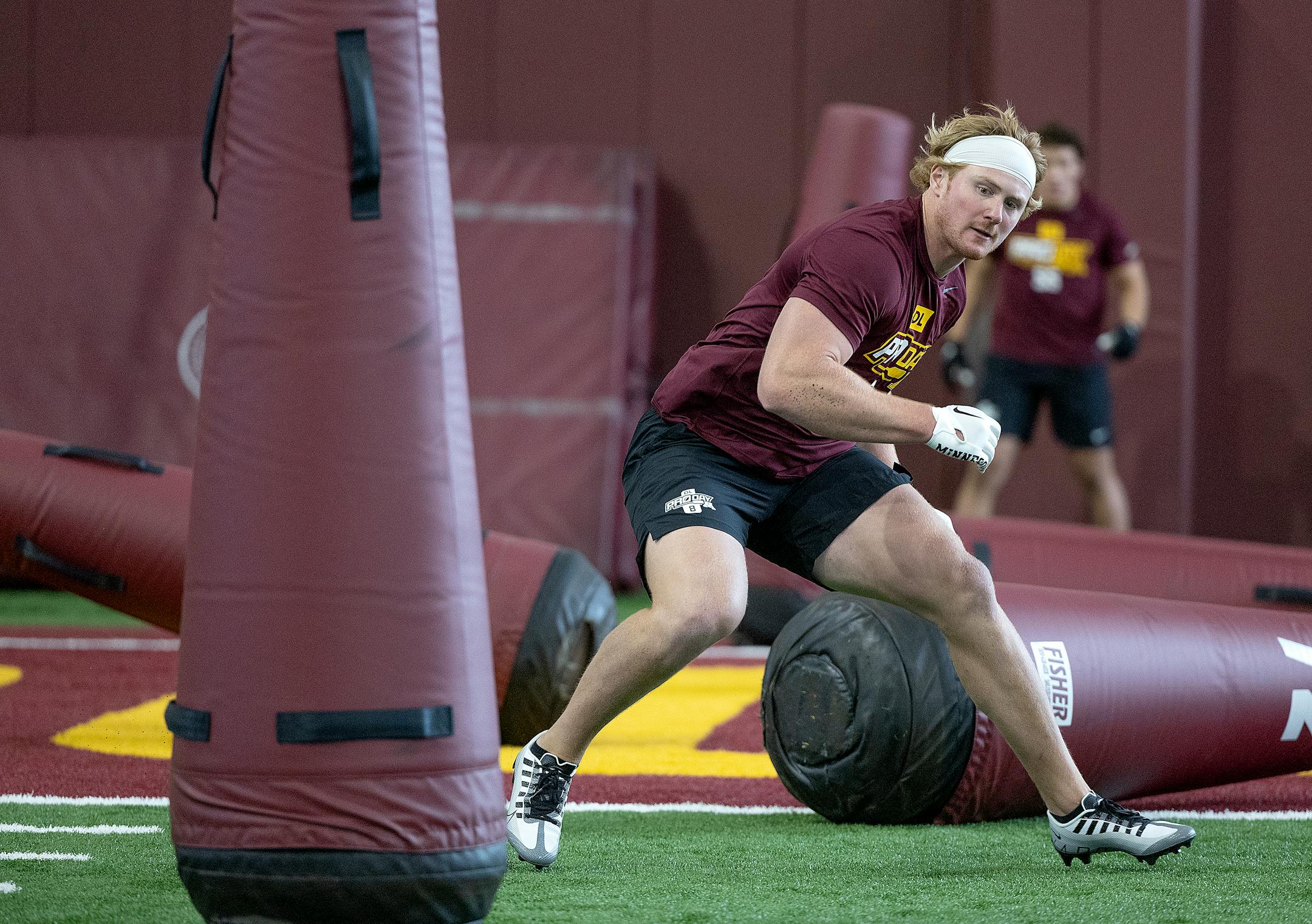 Minnesota linebacker Thomas Rush works out for NFL scouts during the Minnesota Pro Day.