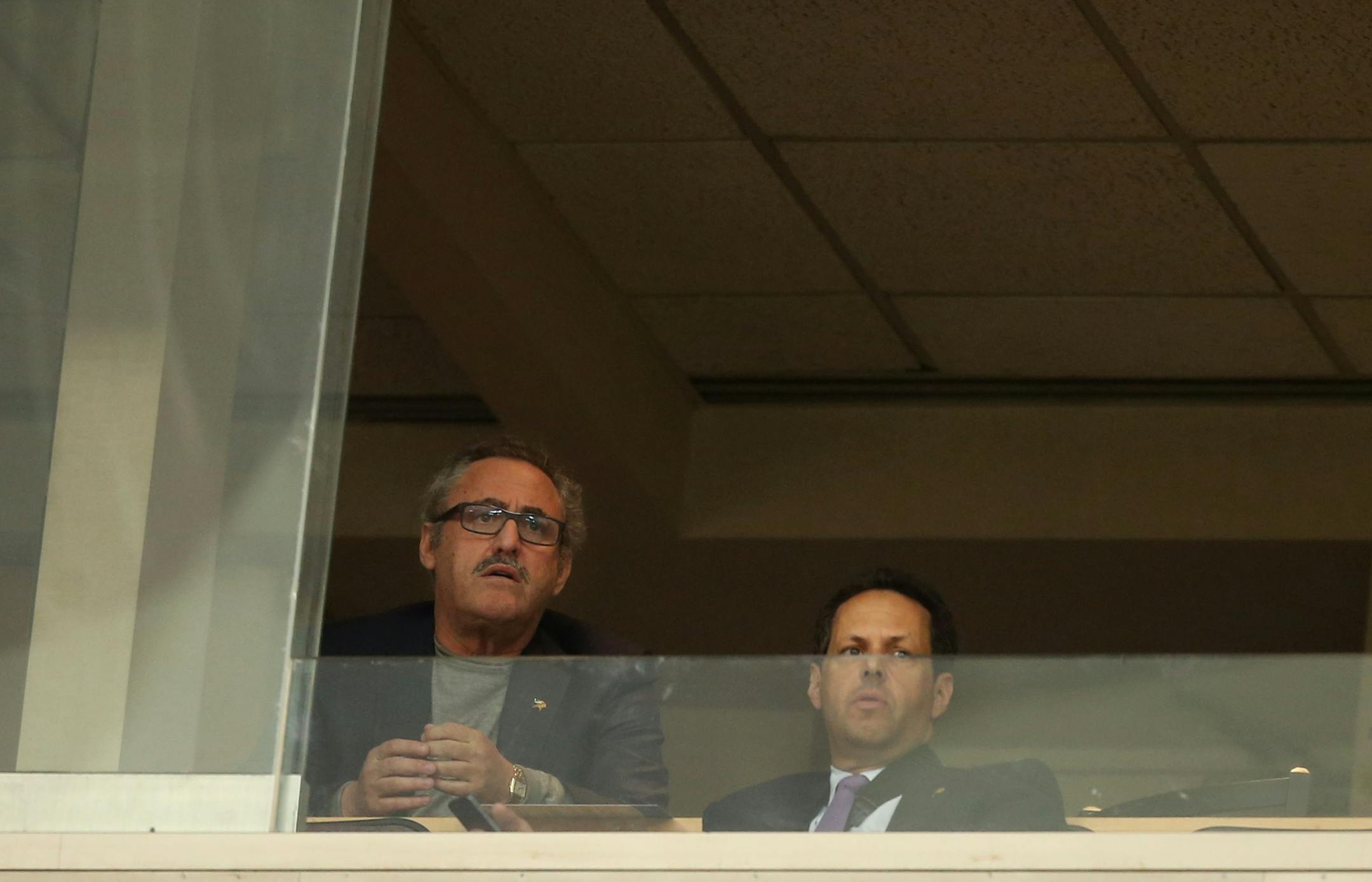 Owner Zygi Wilf and president Mark Wilf watched as quarterback Matt Cassel threw an interception in the end zone during the Vikings' final game at the Metrodome.