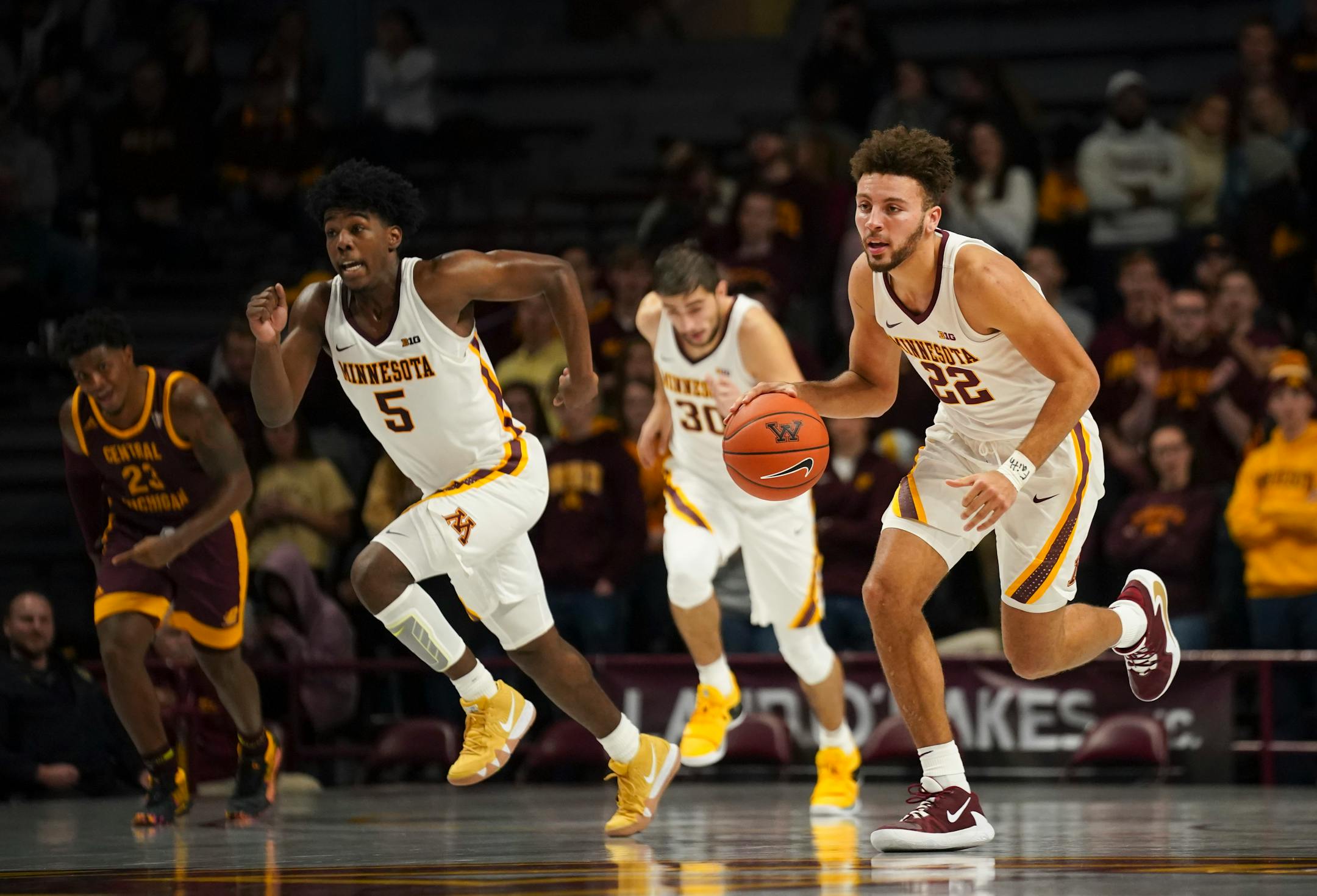 Gophers guard Gabe Kalscheur (22), the team's top shooter, hasn't attempted a free throw yet this season.