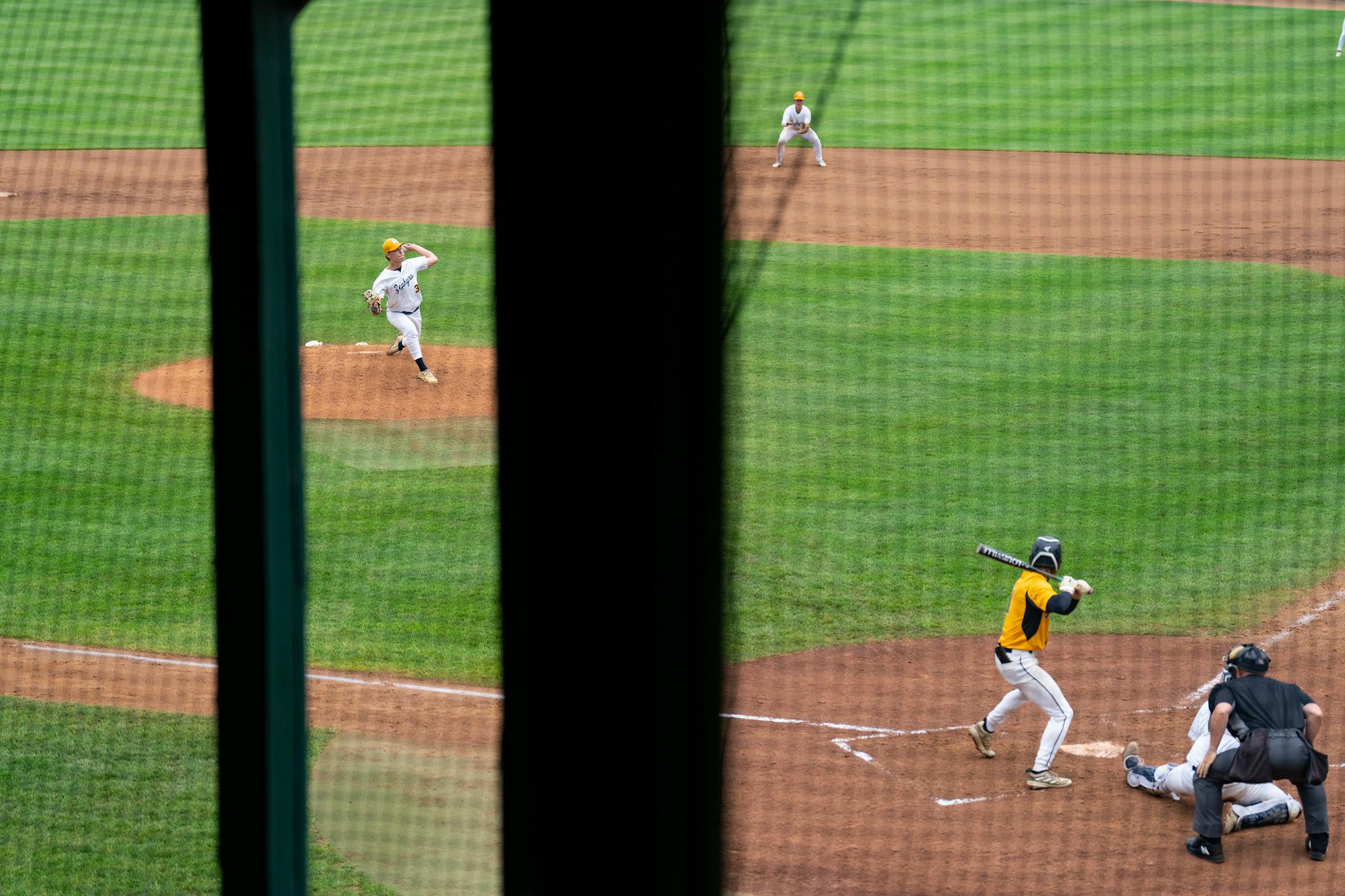 Baseball state tournament: Live reports from semifinals