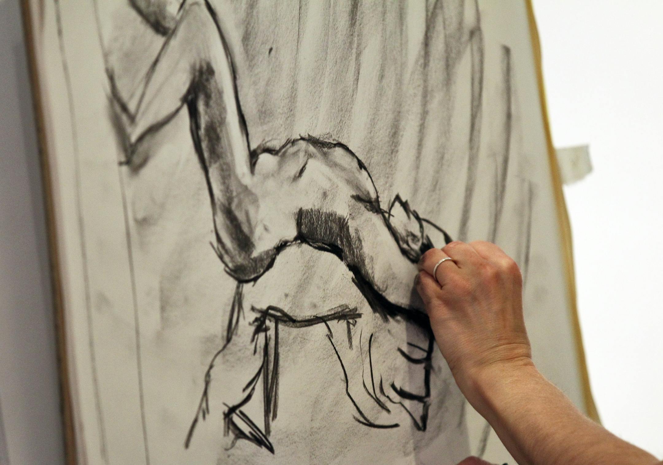 Life drawing class at Florence Hill's Art Studio in northeast Minneapolis. (MARLIN LEVISON/STARTRIBUNE(mlevison@startribune.com