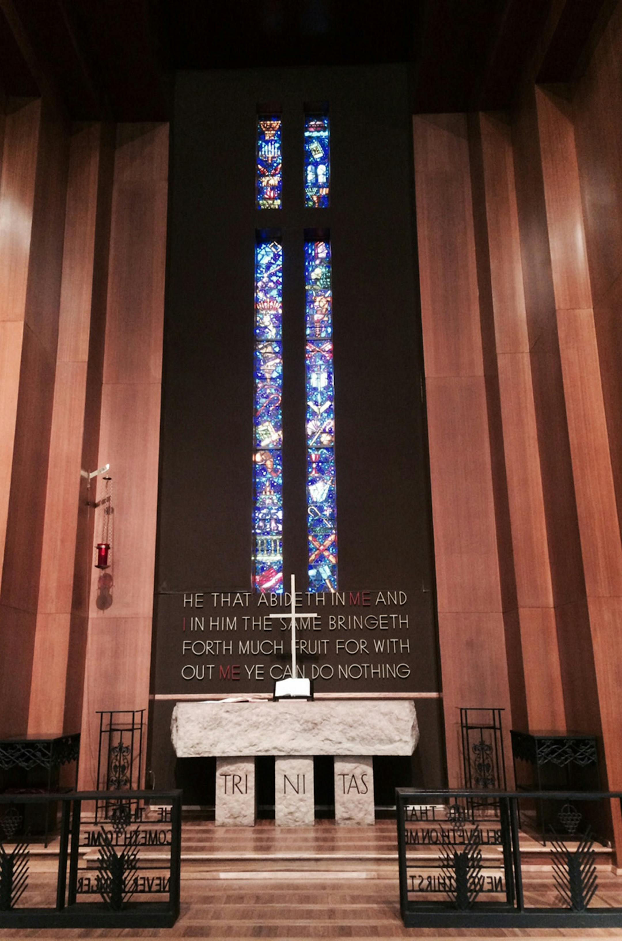 Walter Huchthausen designed Mount Olive Evangelical Lutheran Church (1460 W. Almond Av., St. Paul), completed in 1942.