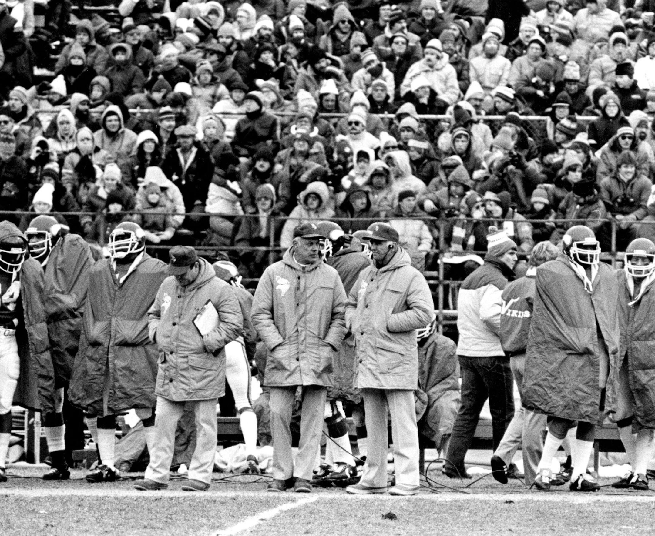 December 20, 1981 Last game Met - Bud Grant William Seaman, Minneapolis Star Tribune ORG XMIT: MIN2014090416150494