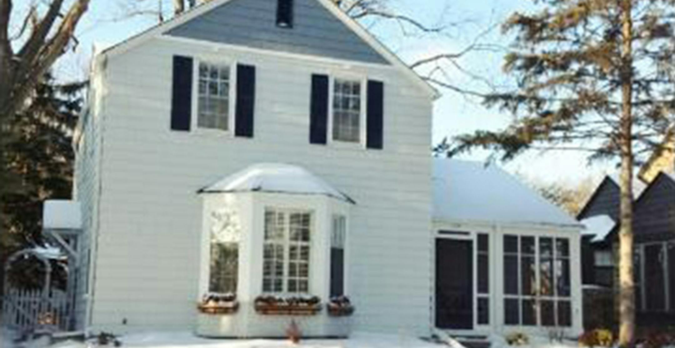 ... Minneapolis
Built in 1938, this three-bedroom, three-bath house located in the Howe neighborhood has 2,320 finished square feet and features three bedrooms on one level, two fireplaces, remodeled kitchen, baths and family room, full finished basement, three-season porch, patio and two-car detached garage. Listed by Elaine Anderson, Coldwell Banker Burnet, 612-386-3956.