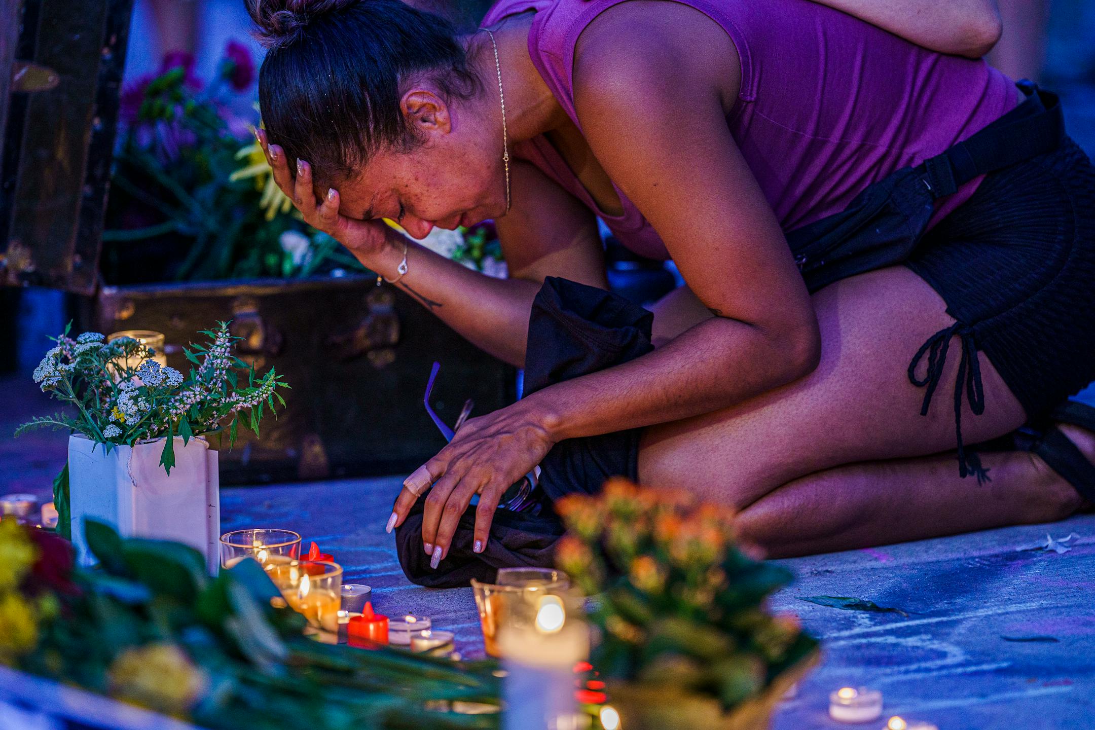 Courtney Amborst grieved for her friend Deona M. Knajdek whom she had known for 10 days since the beginning of the Winston Smith protests.