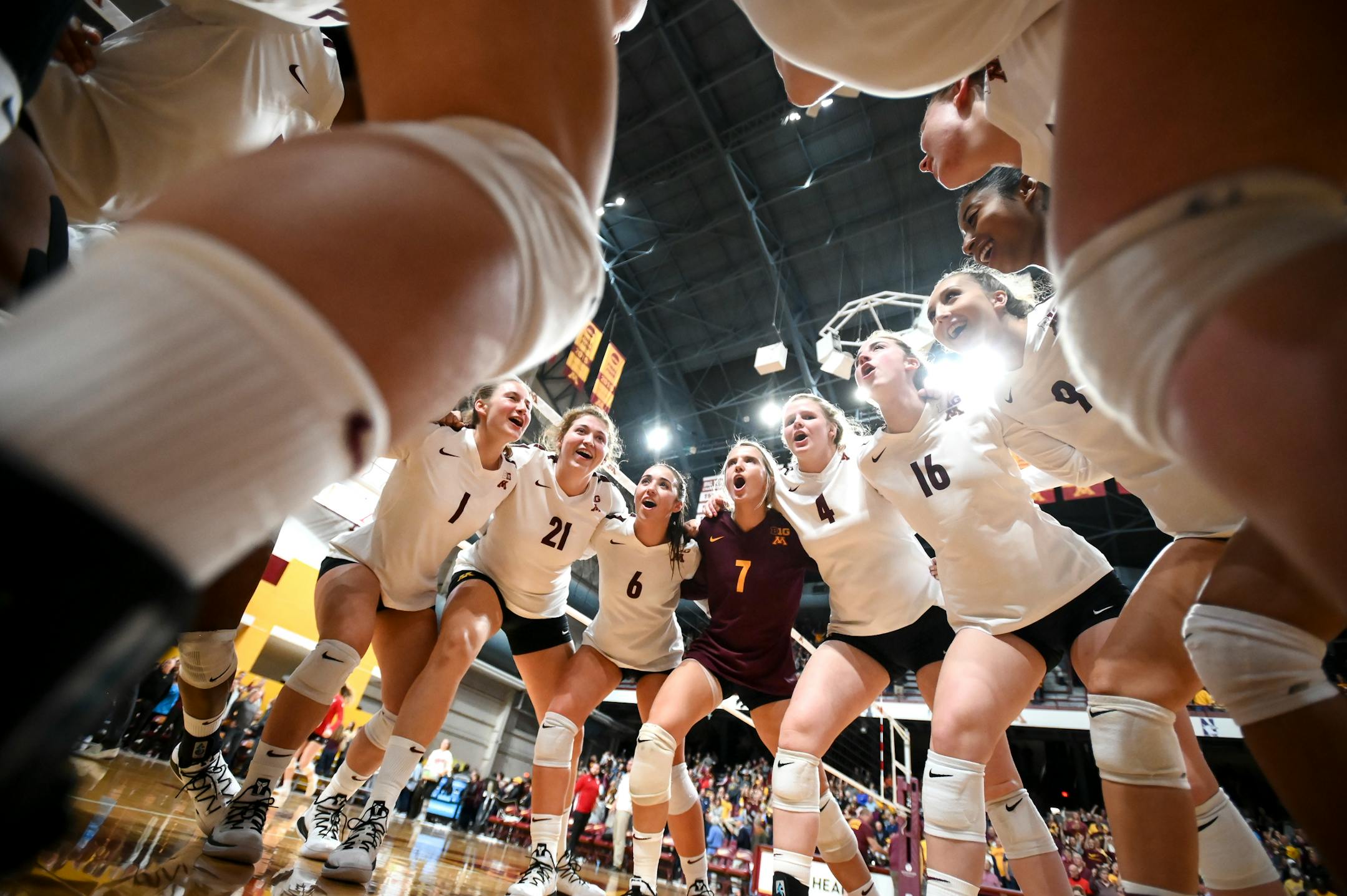 The Gophers celebrated their 3-0 sweep over Indiana earlier this season in a home match.