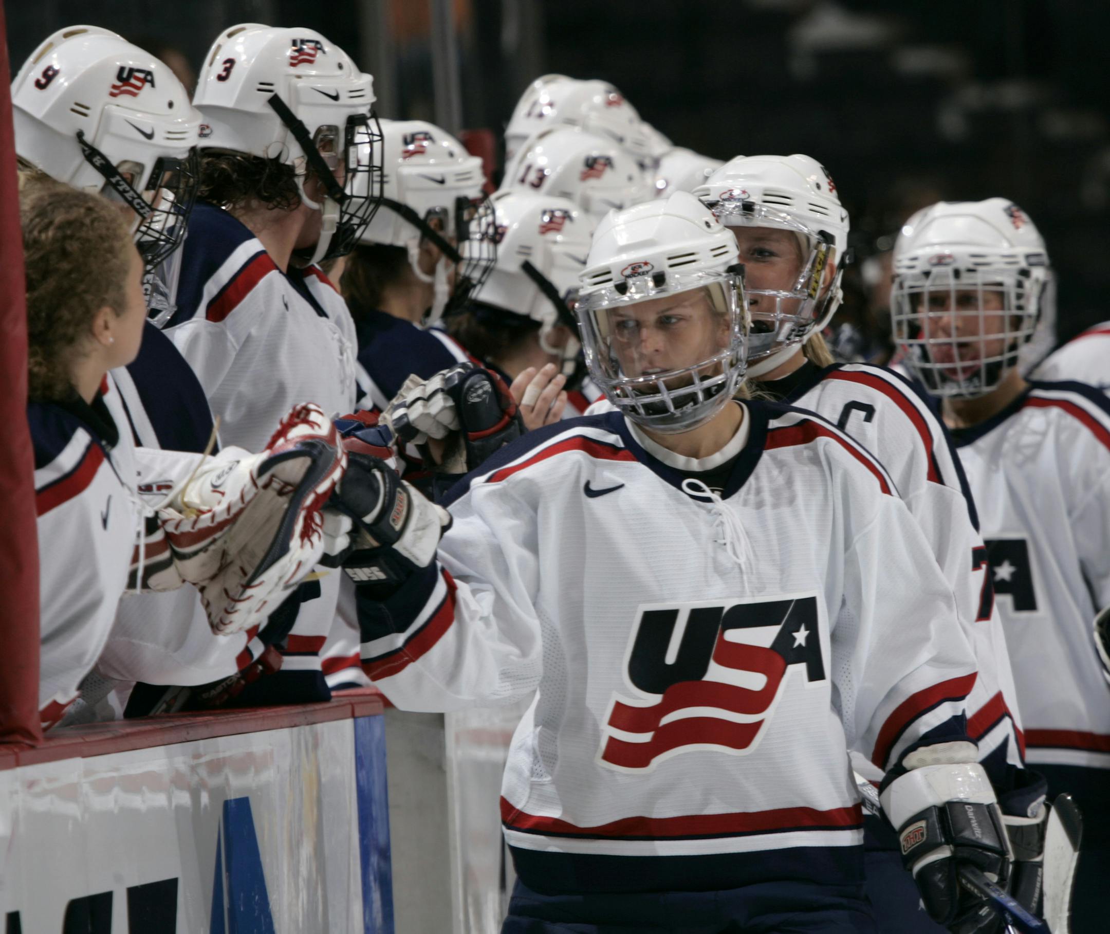Natalie Darwitz will be enshrined into the U.S. Hockey Hall of Fame.