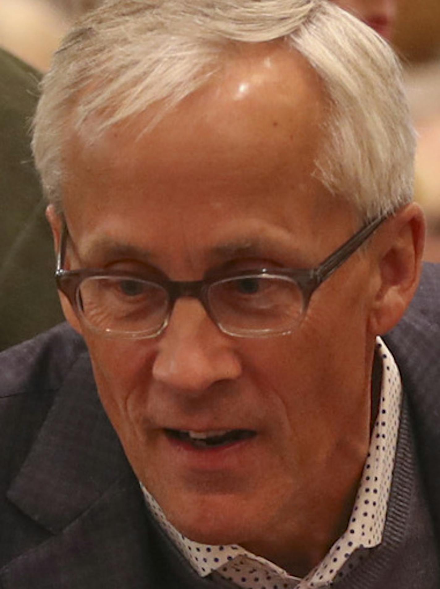 Minneapolis mayoral candidate Tom Hoch greeted attendees at the forum addressing homelessness in Minneapolis Tuesday night. ] JEFF WHEELER &#xef; jeff.wheeler@startribune.com The Minneapolis mayoral candidates participated in a forum on homelessness Tuesday night, September 26, 2017 at First Universalist Church in Uptown.