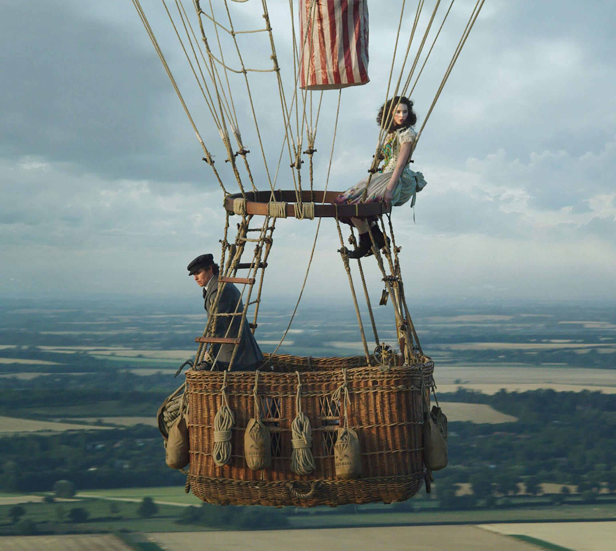 Eddie Redmayne and Felicity Jones in "The Aeronauts."