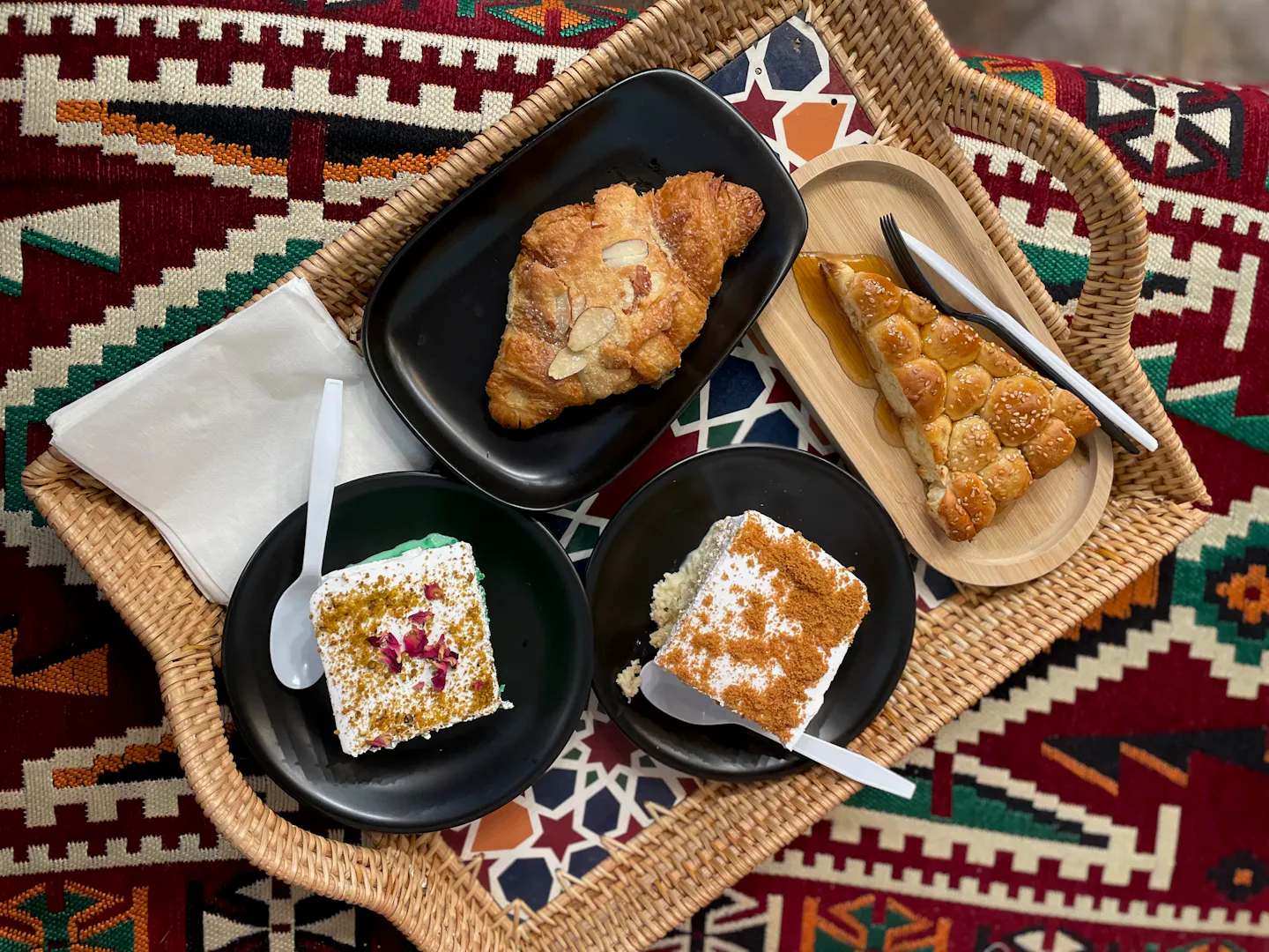 Qamaria, Minnesota's first Yemeni coffee cafe, opens in Little Canada - Vimarsana News
