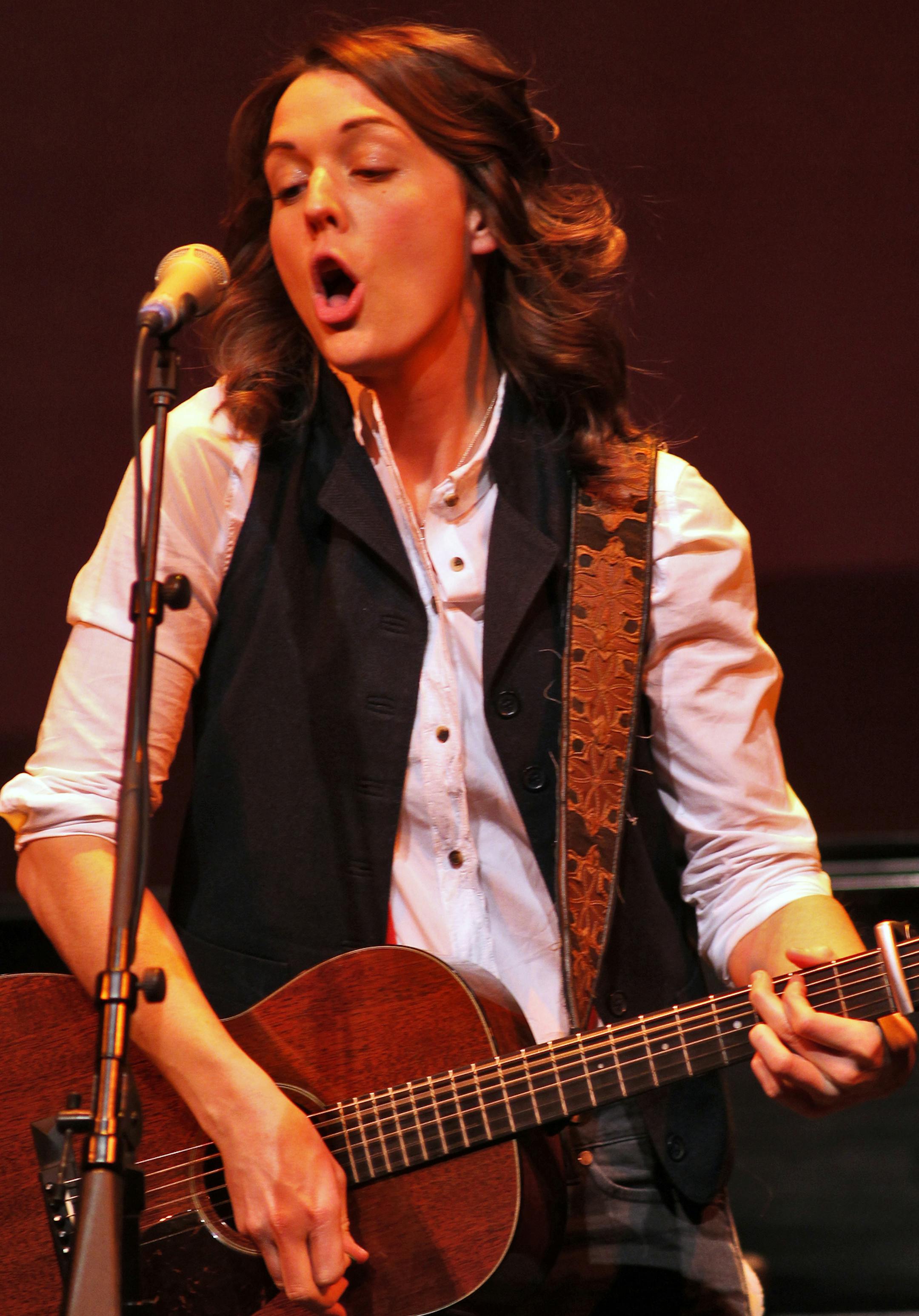 Concert review of Brandi Carlile in concert at the Fitzgerald Theatre in downtown St. Paul. ](MARLIN LEVISON/STARTRIBUNE(mlevison@startribune.com (cq ) ORG XMIT: MIN2013051311533742
