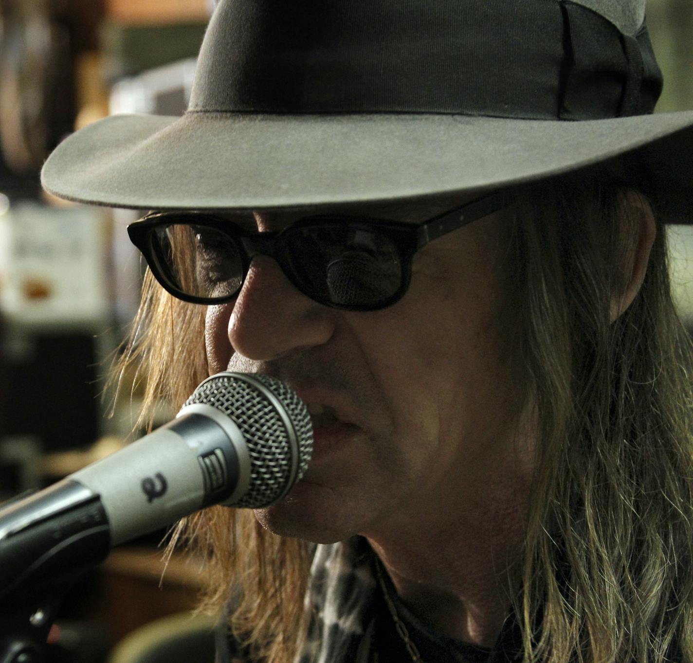 The Suburbs, John &#x201a;&#xc4;&#xfa;Beej&#x201a;&#xc4;&#xf9; Chaney, guitar vocals, foreground, with Chan Poling, Keys, vocals, during a rehearsal last week in North Minneapolis. He and the band were getting ready for another round of Suburbs reunions, and he&#x201a;&#xc4;&#xf4;s back in the studio recordings for the first time in years. [ TOM WALLACE &#x201a;&#xc4;&#xa2; twallace@startribune.com_ Assignment_#20020565A_ November 11, 2011 _ SLUG: burbs1118_ EXTRA INFORMATION: Name CQ, Internet,