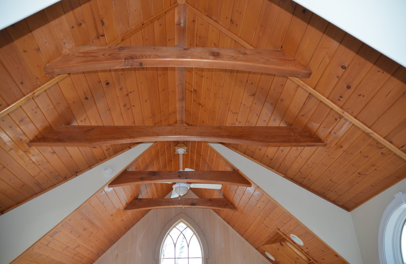 The ceiling of Spike Carlsen's cabin.