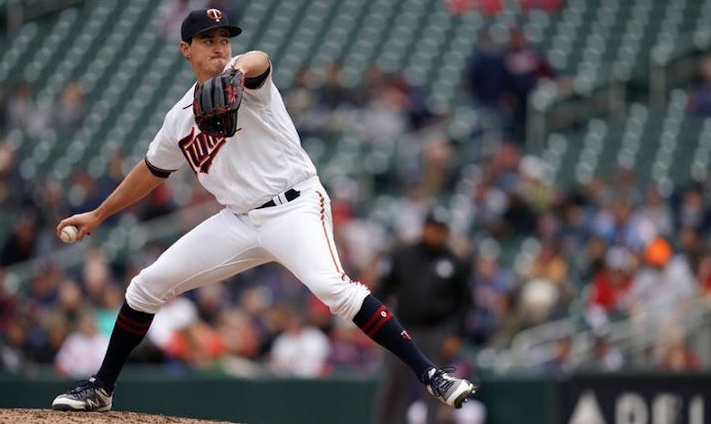 Twins relief pitcher Ryne Harper