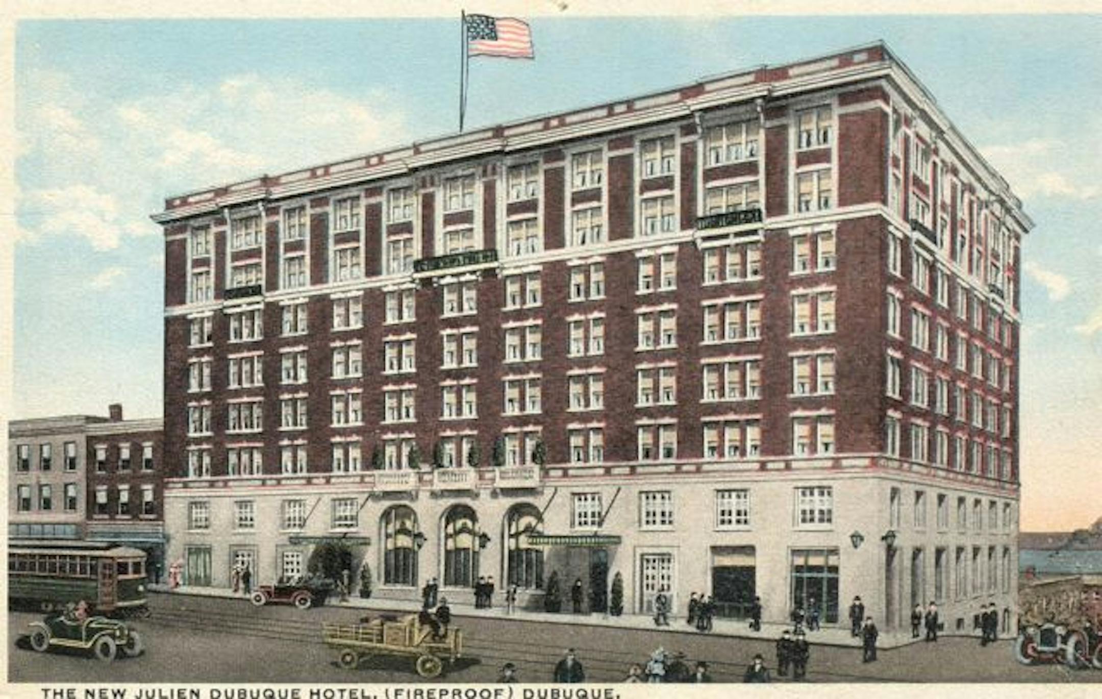 Historic postcard of the Hotel Julien Dubuque.